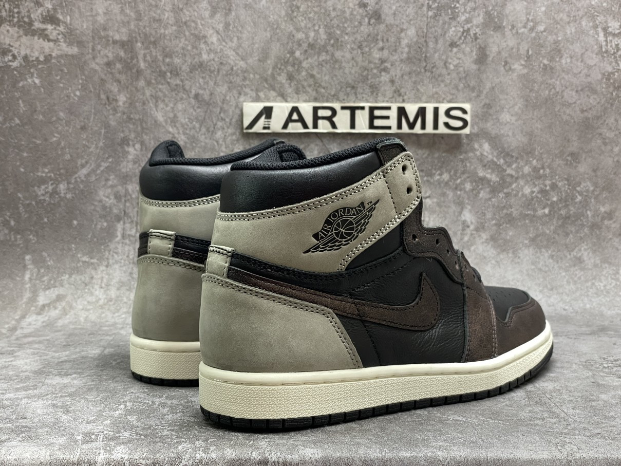 Air Jordan 1 Retro High Patina