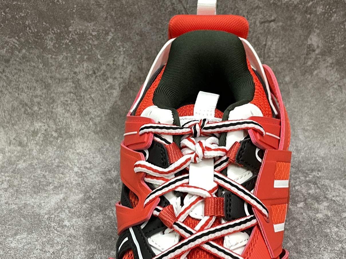 Balenciga Track Clear Sole Red