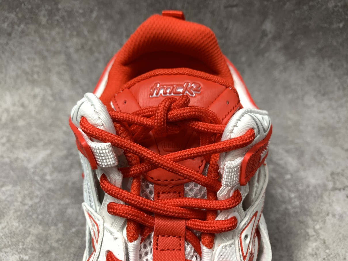 Balenciga Track 2.0 White Red