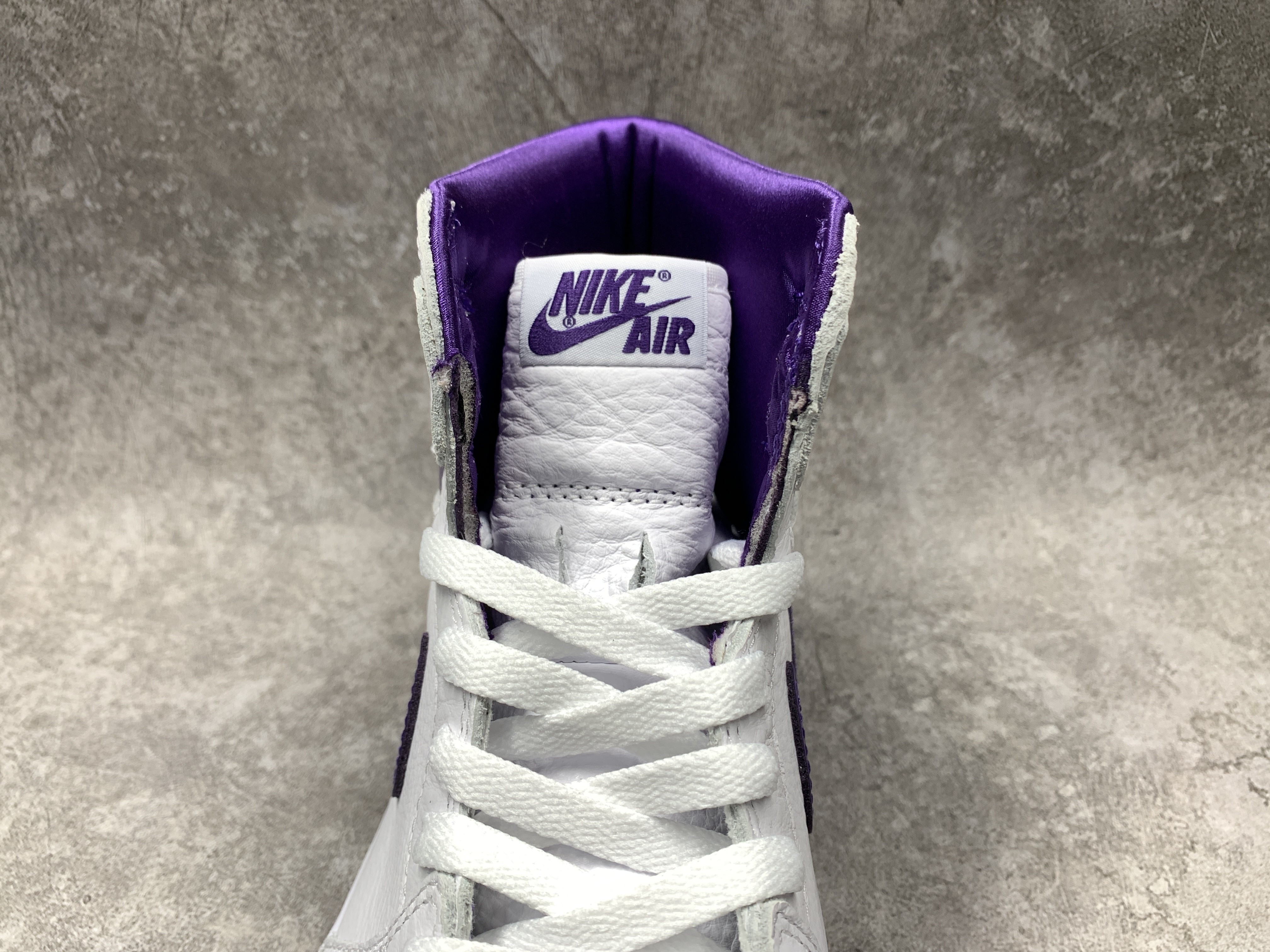 Air Jordan 1 Retro High White/Court Purple