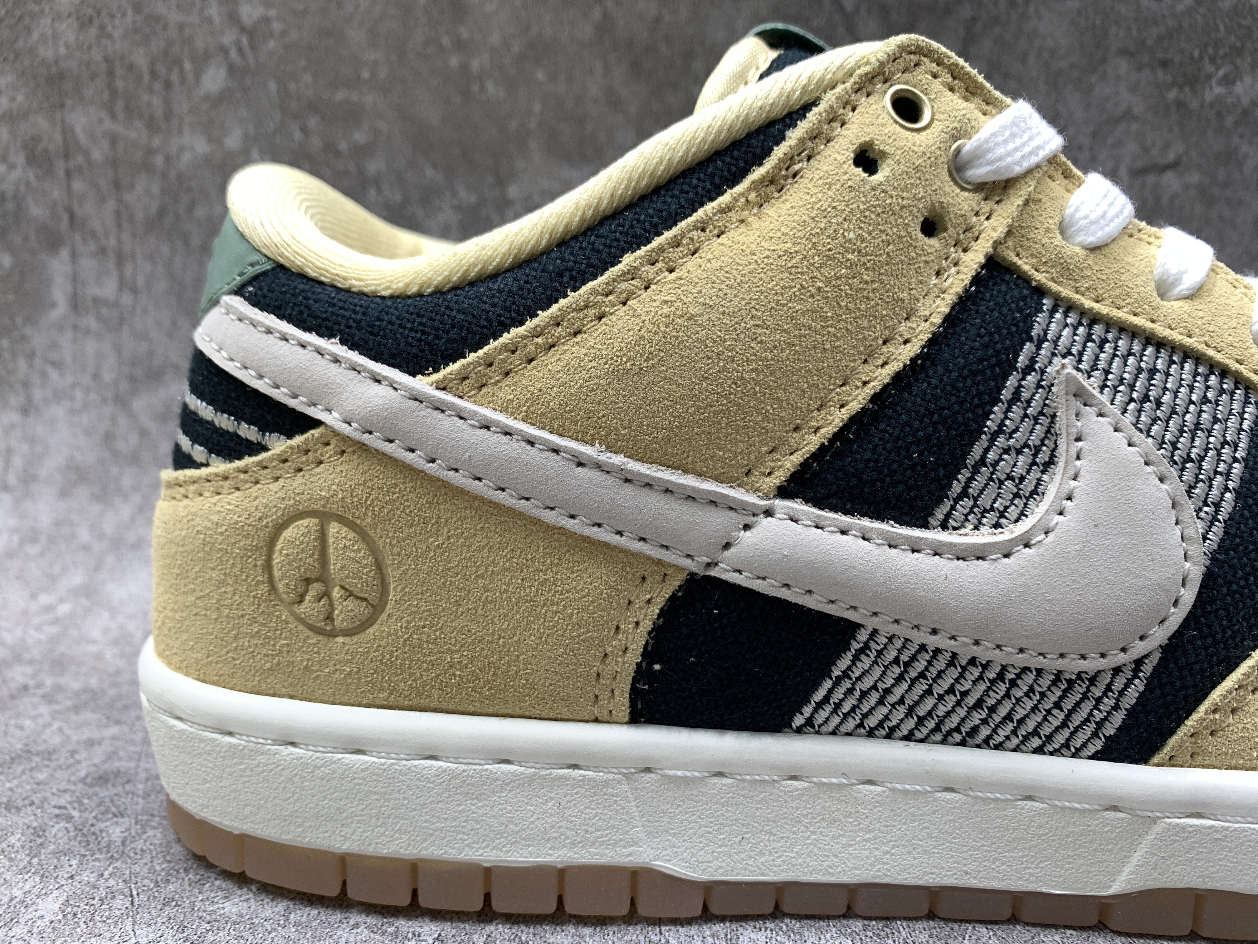 Nike Dunk Low Rooted in Peace