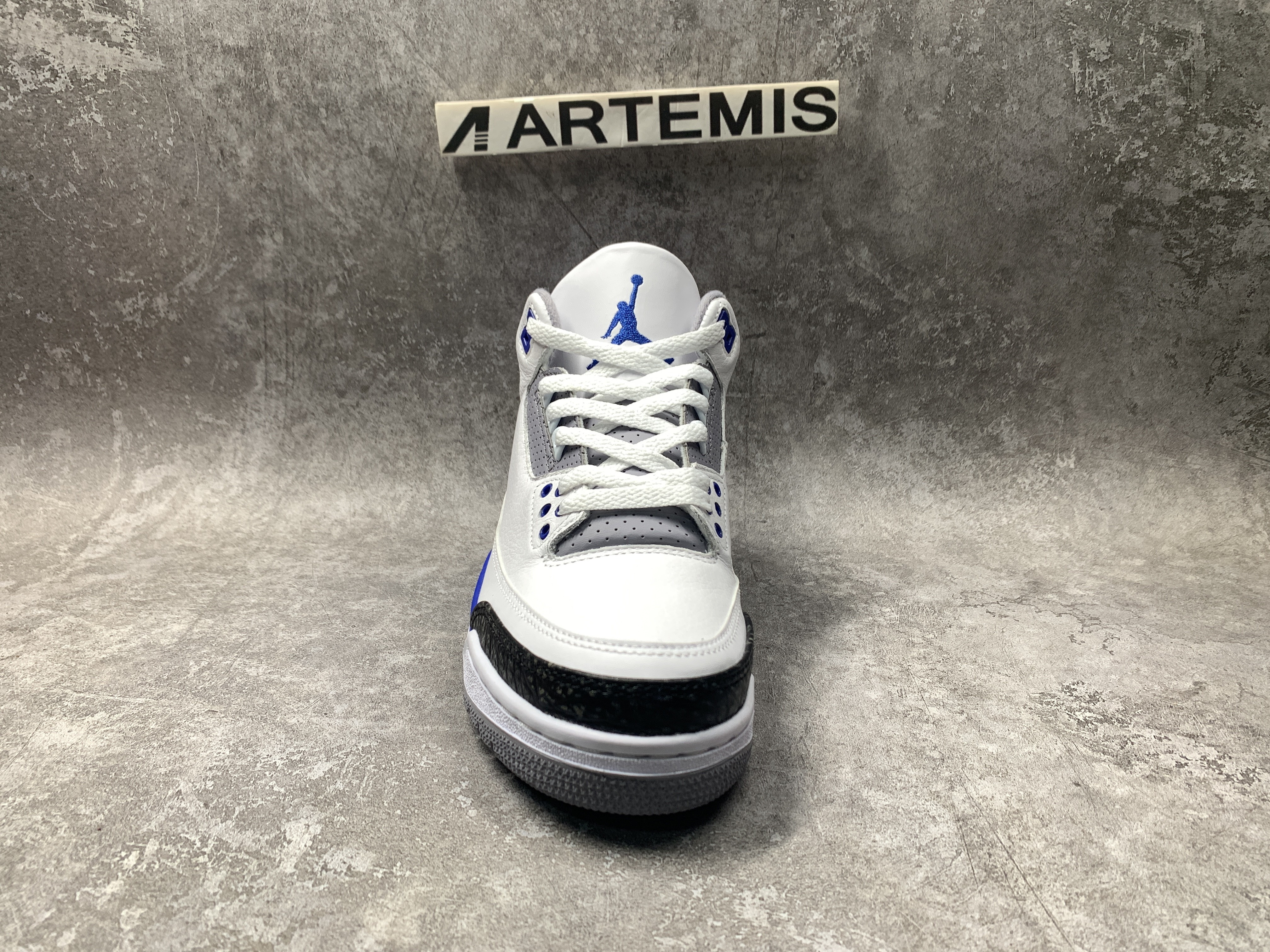 Air Jordan 3 Retro Racer Blue