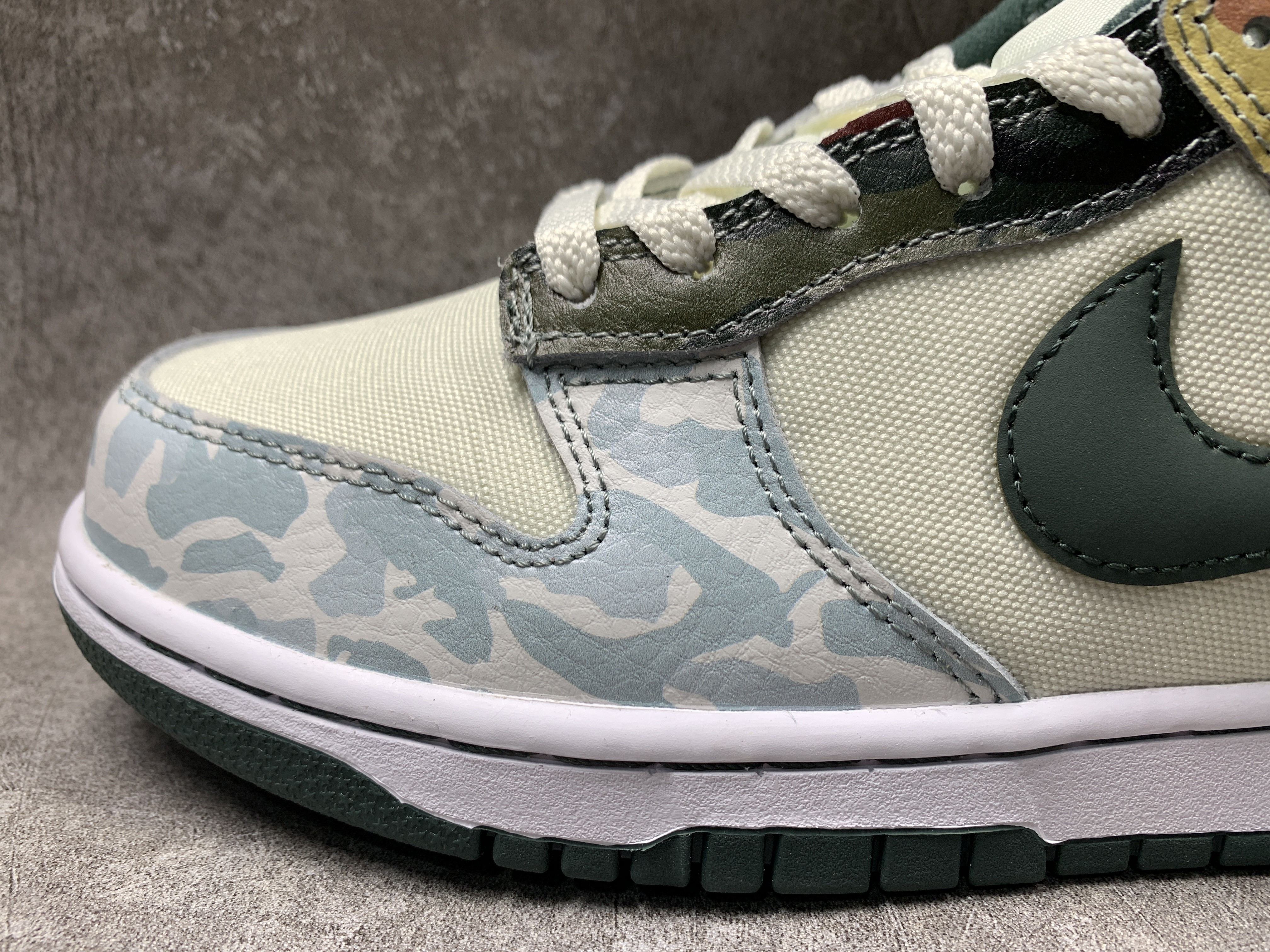 Nike Dunk Low SE Multi-Camo