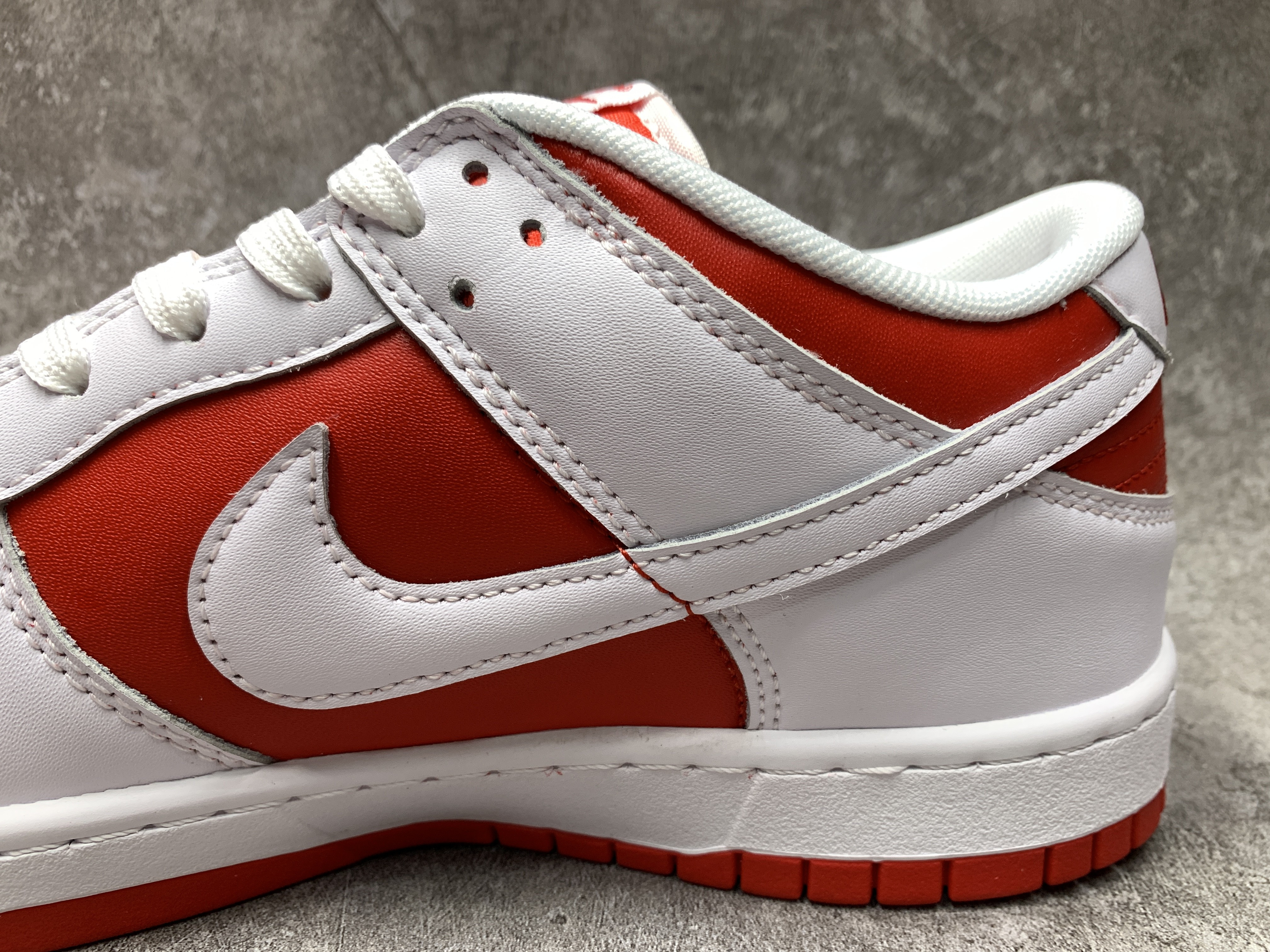 Nike Dunk Low White University Red