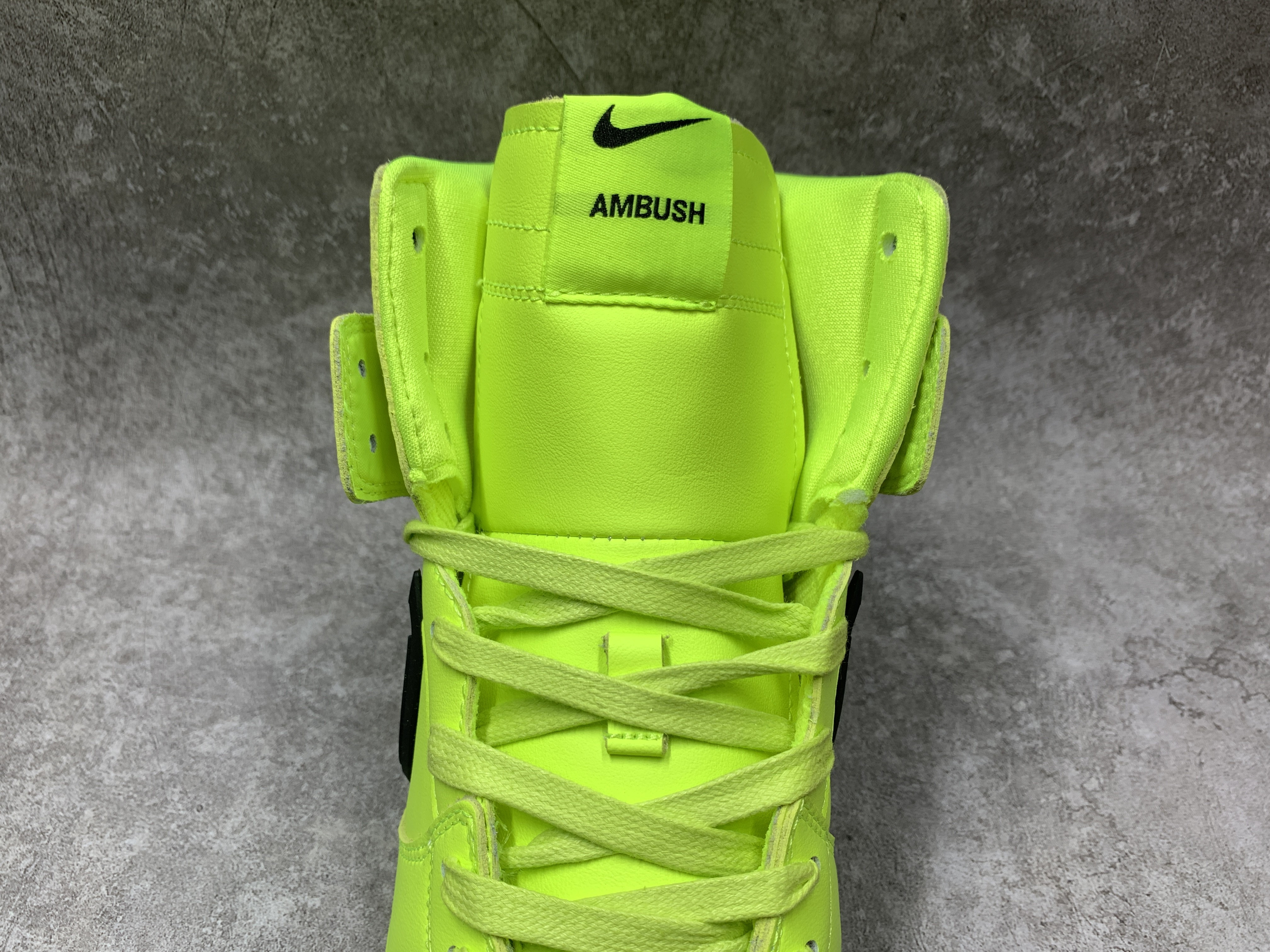 Nike Dunk High AMBUSH Flash Lime