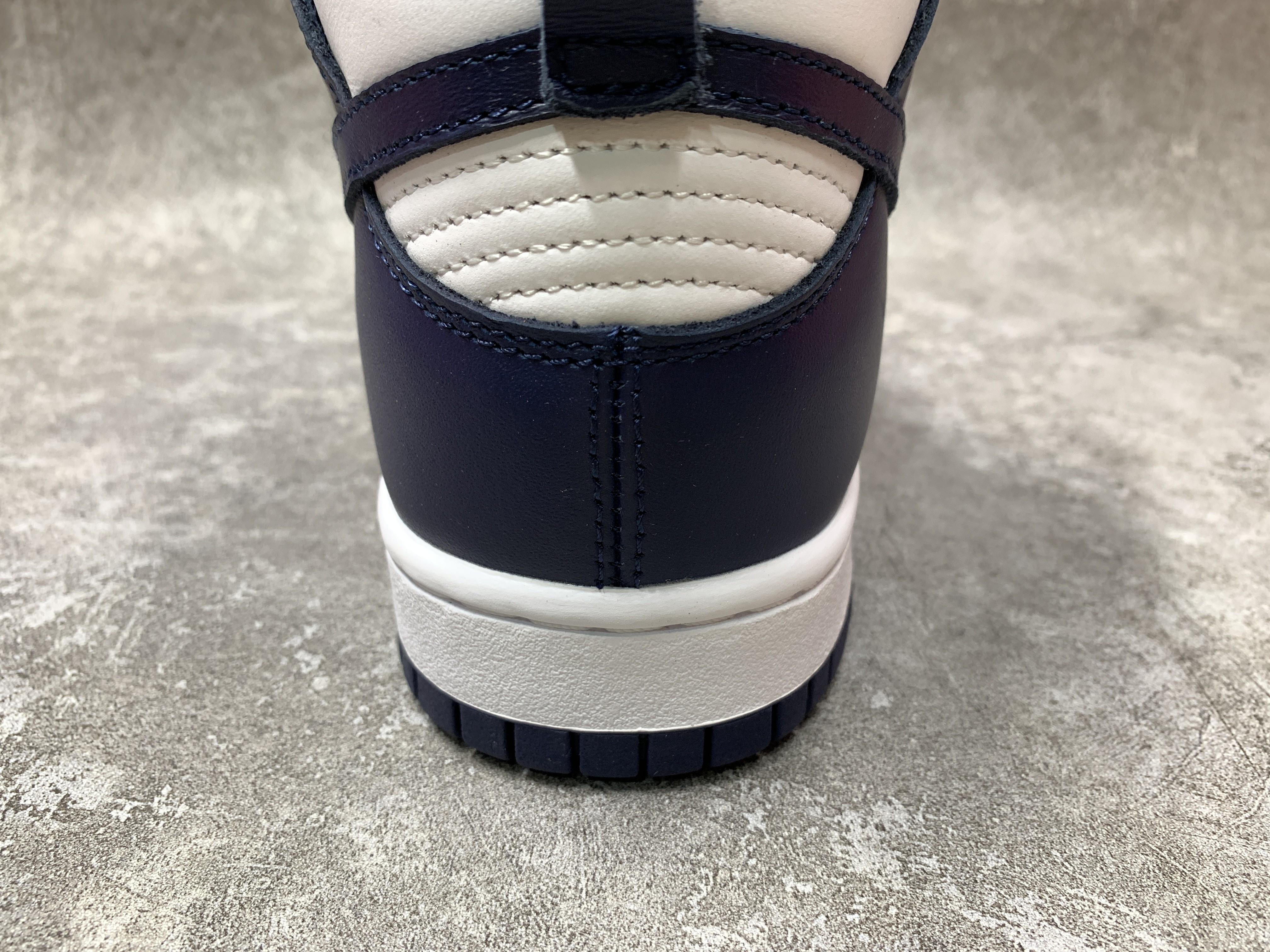 Nike Dunk High Midnight Navy