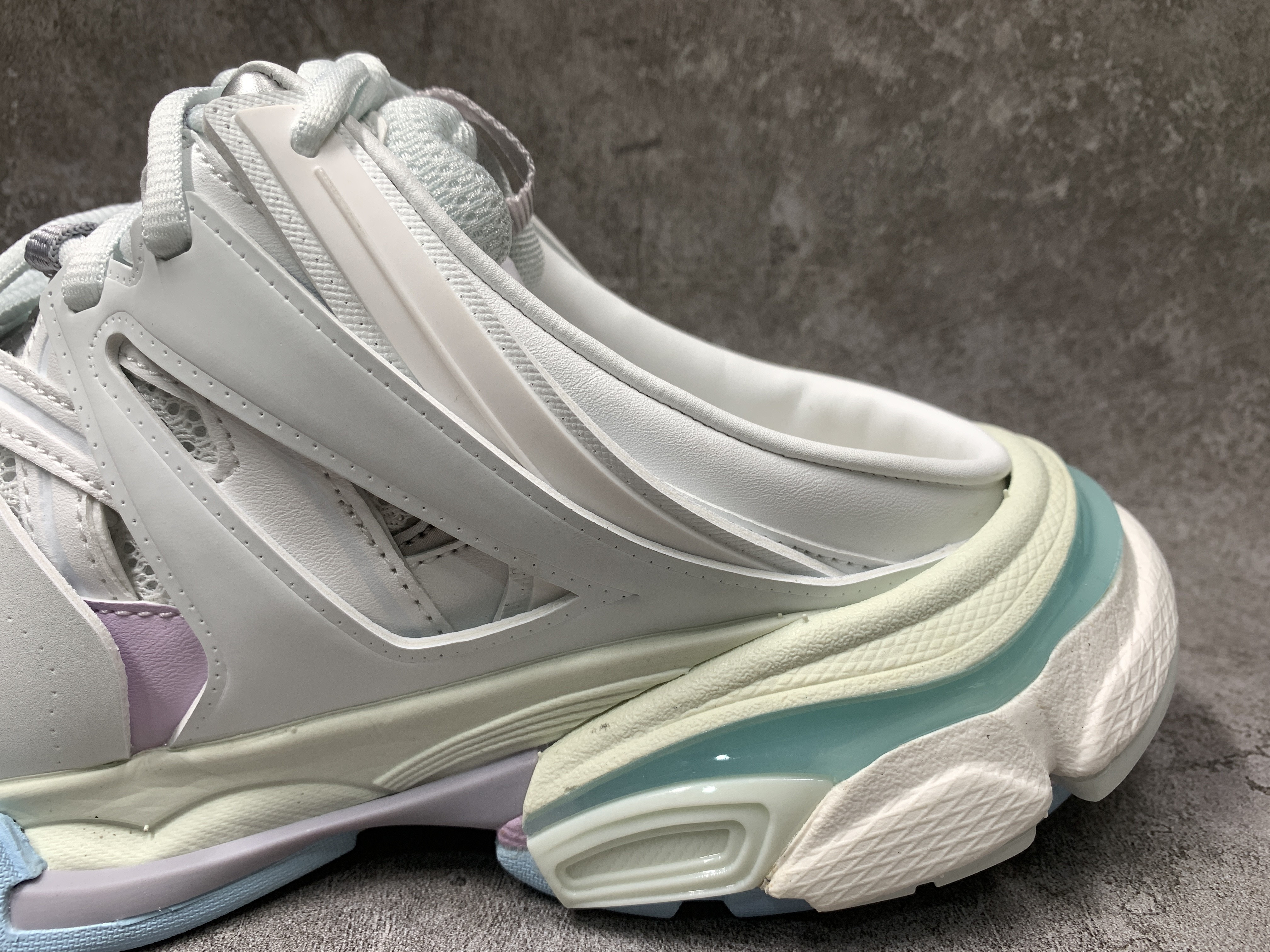 Balenciga Track Mule Pastel
