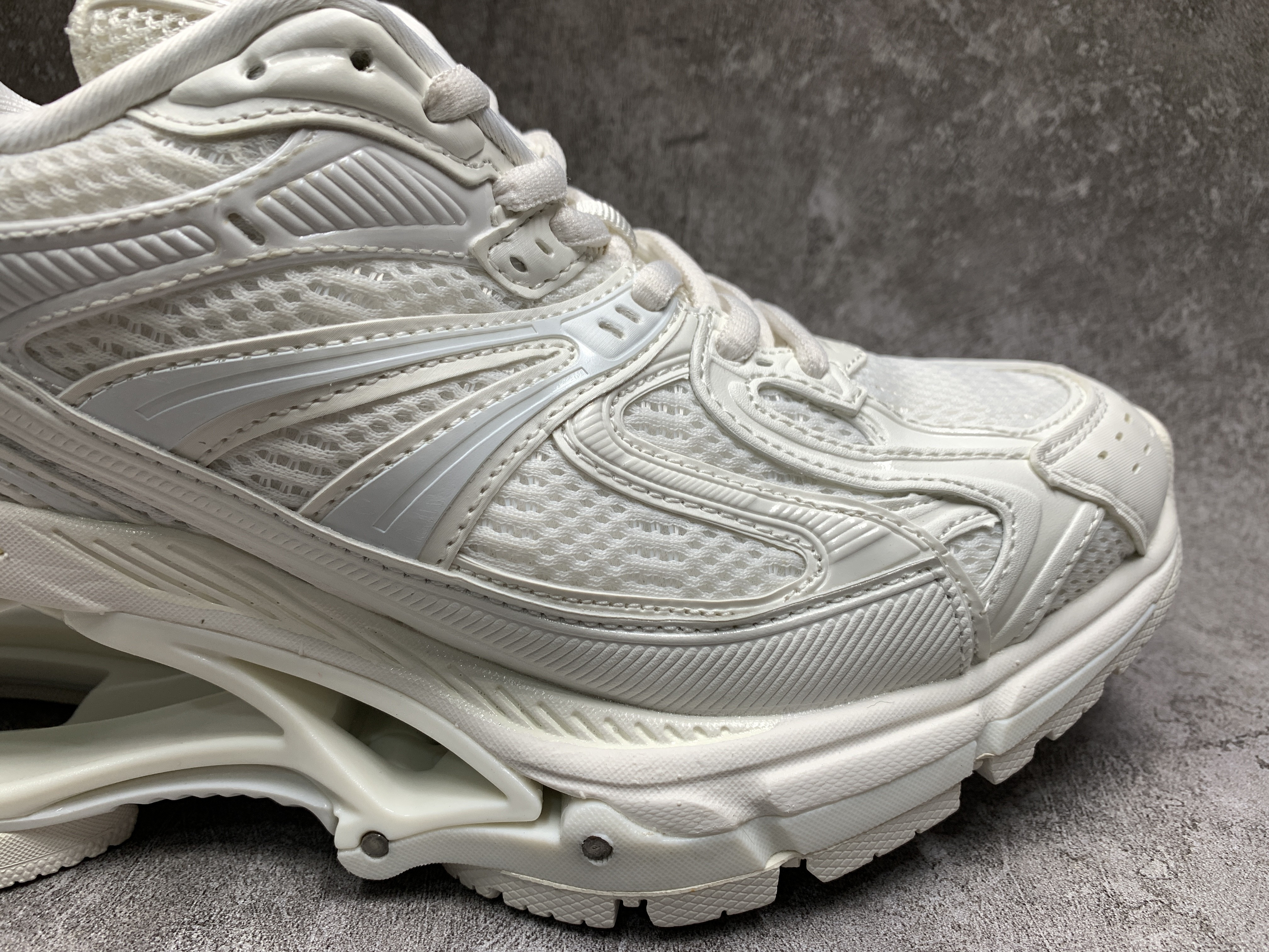Balenciga X-Pander White