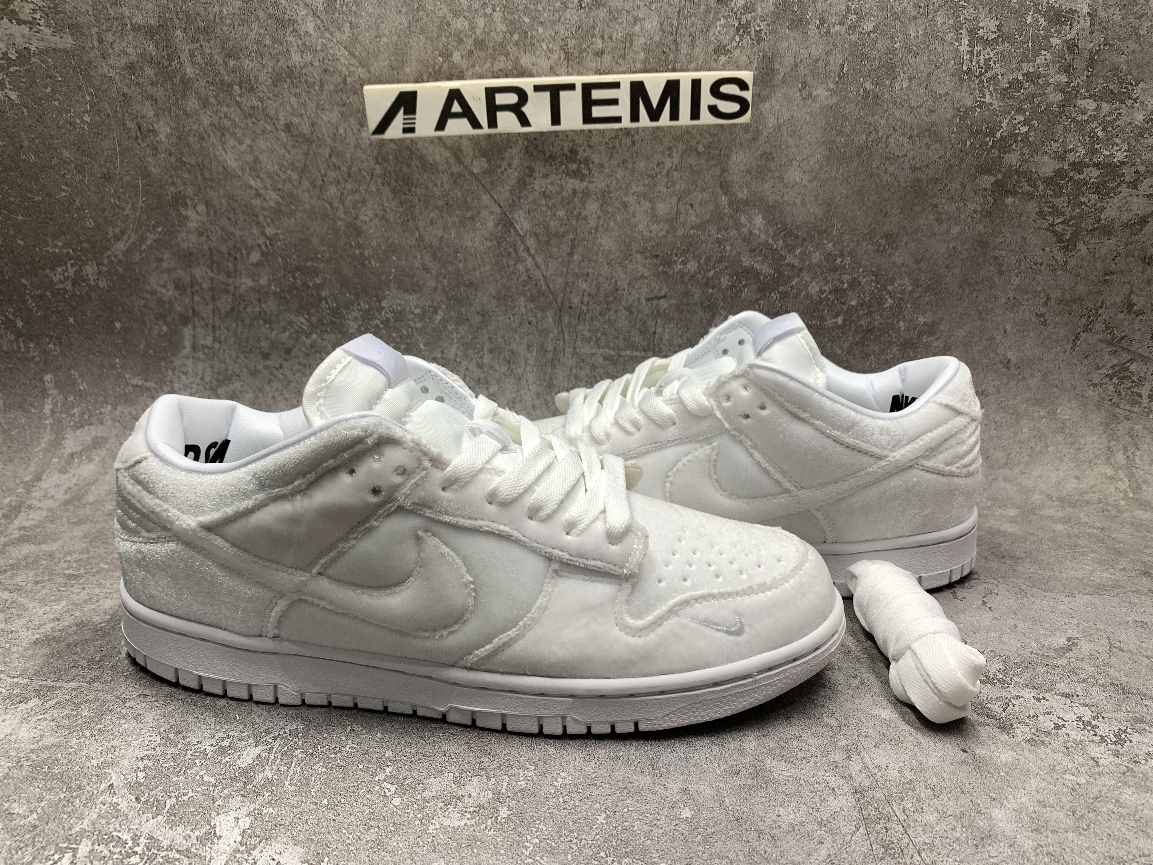 Nike Dunk Low Triple White x Dover Street Market
