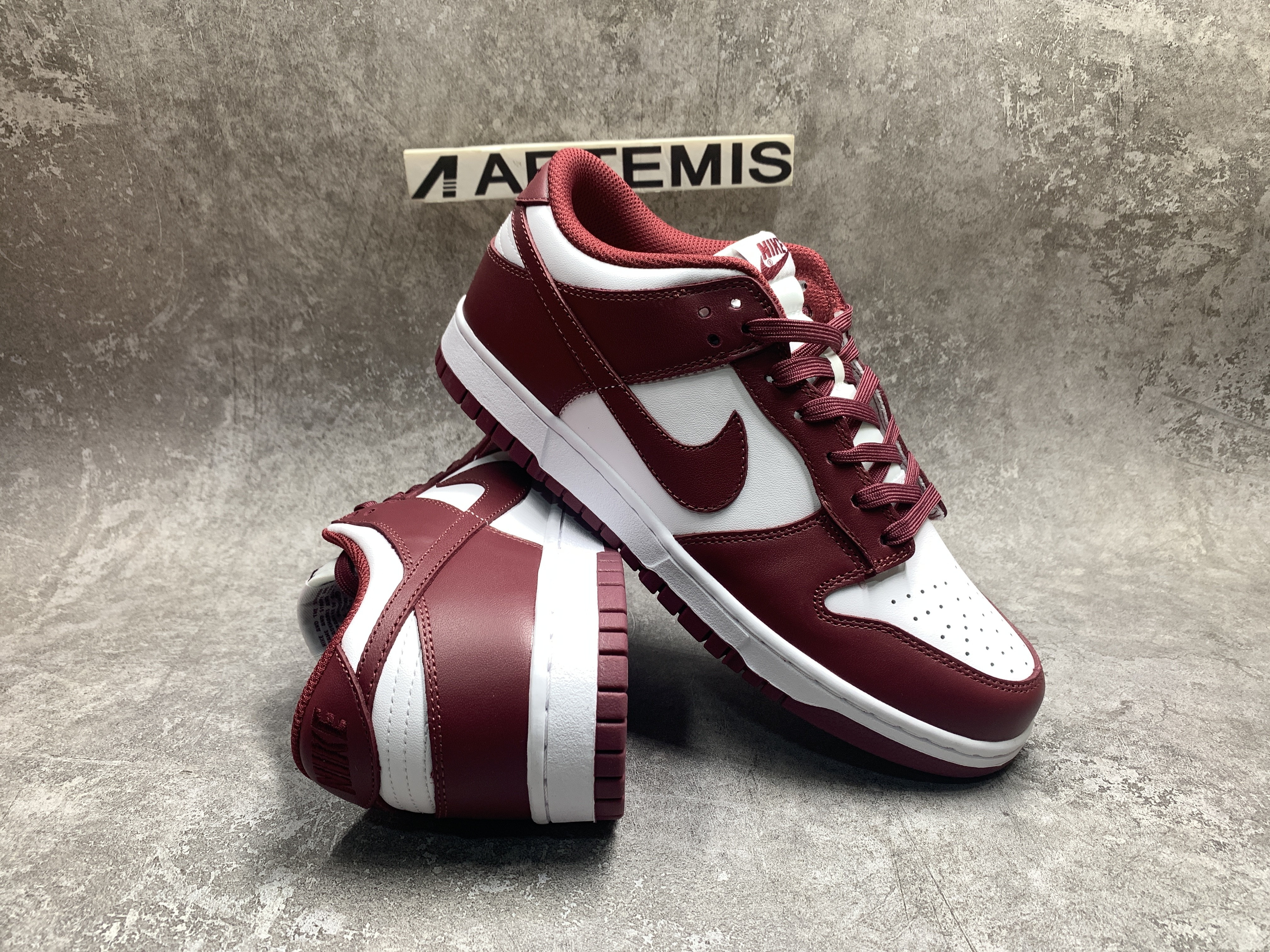 Nike Dunk Low Bordeaux