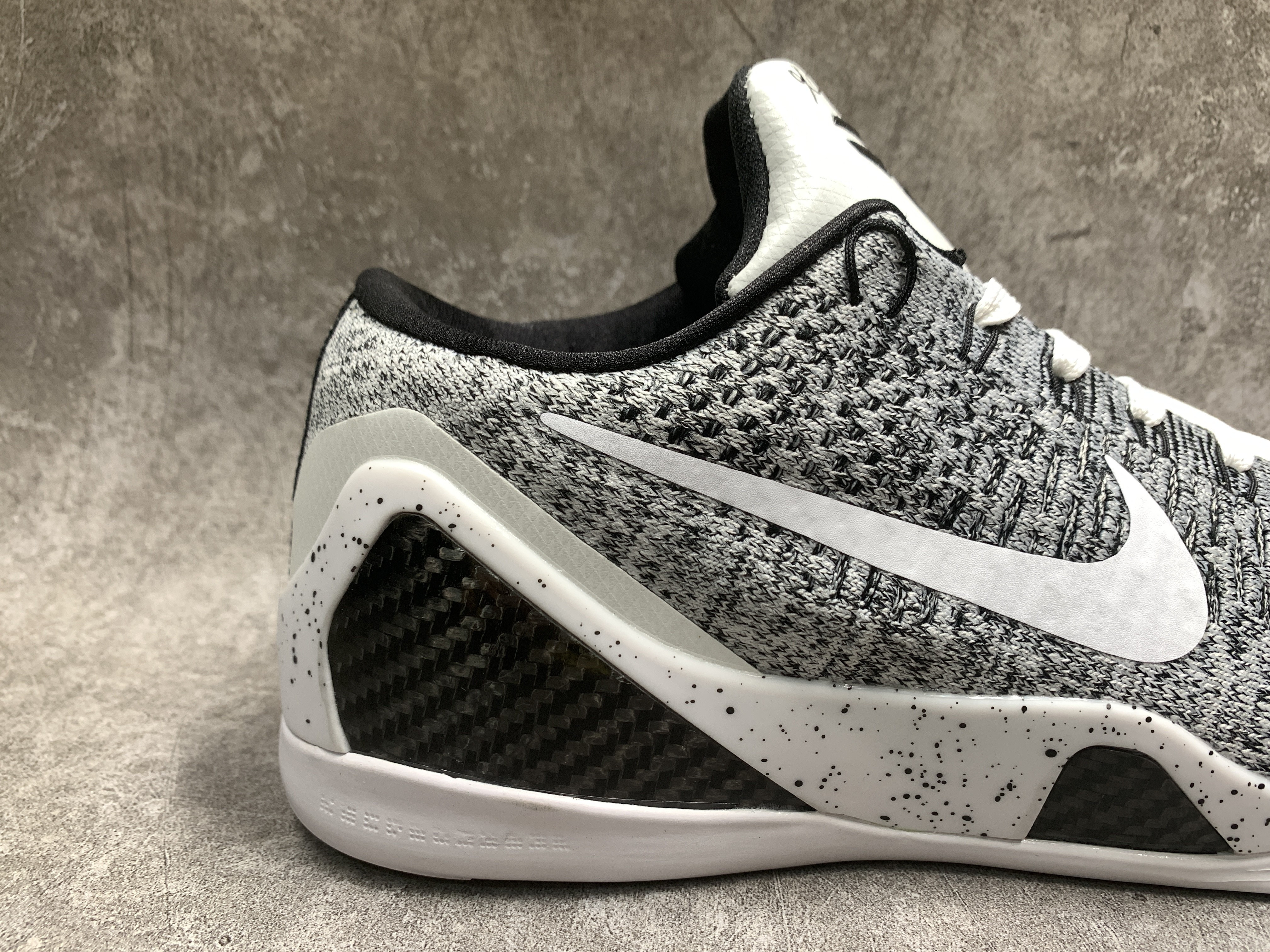 Nike Kobe 9 Elite Low Beethoven