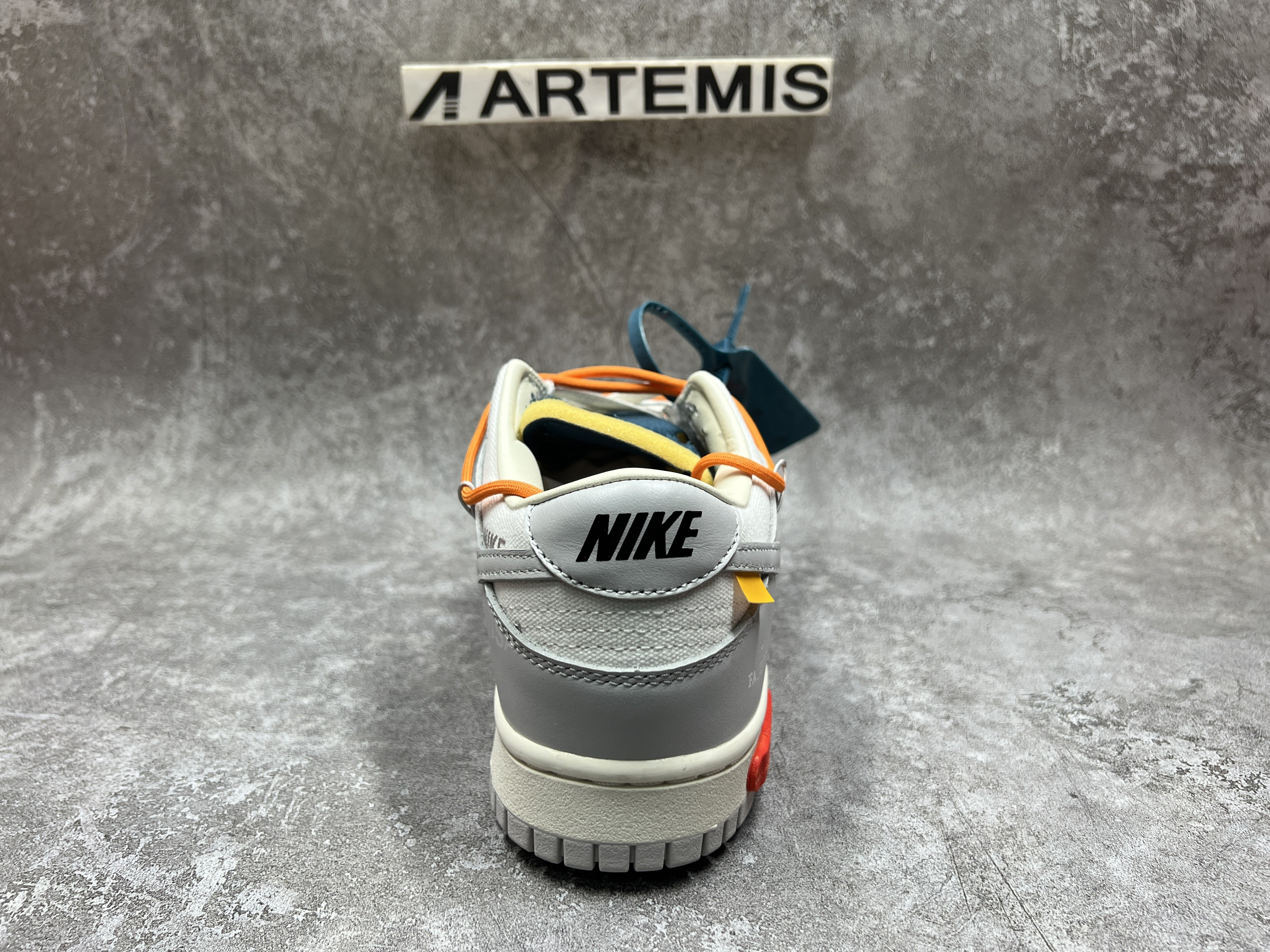Nike Dunk Low Off-White Lot 44