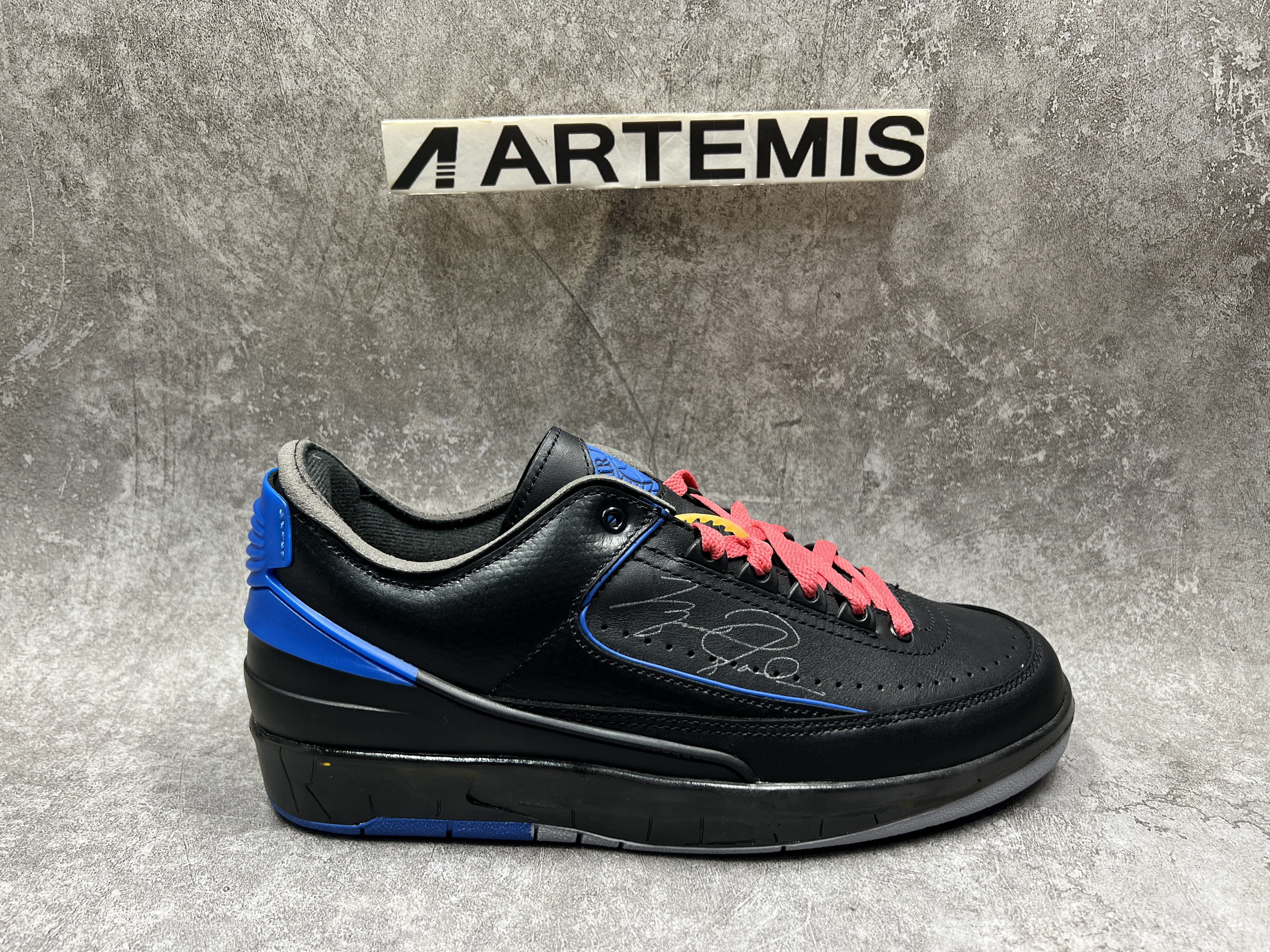 Air Jordan 2 Retro Low SP Off-White Black Blue