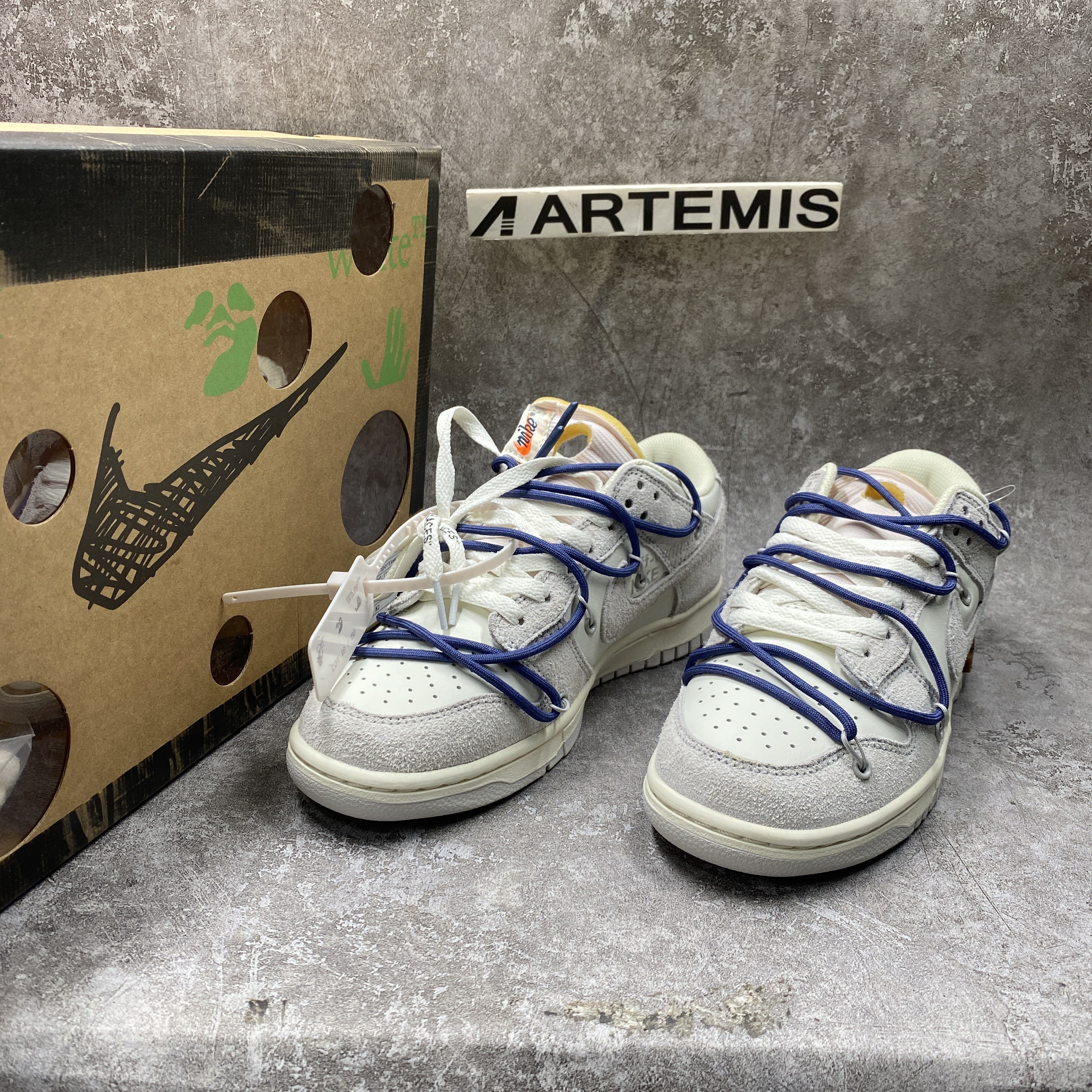 Nike Dunk Low Off-White Lot 18