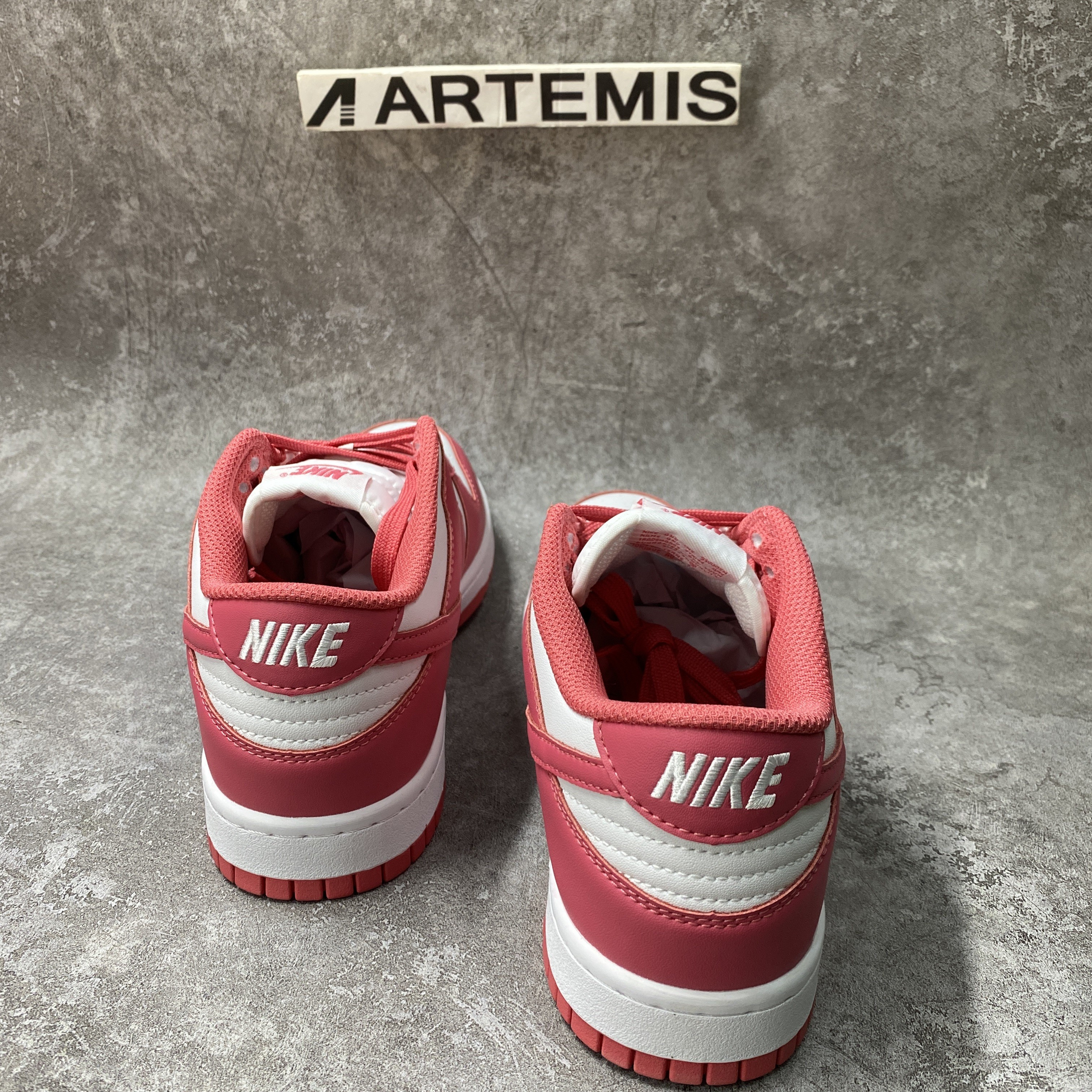 Nike Dunk Low Archeo Pink