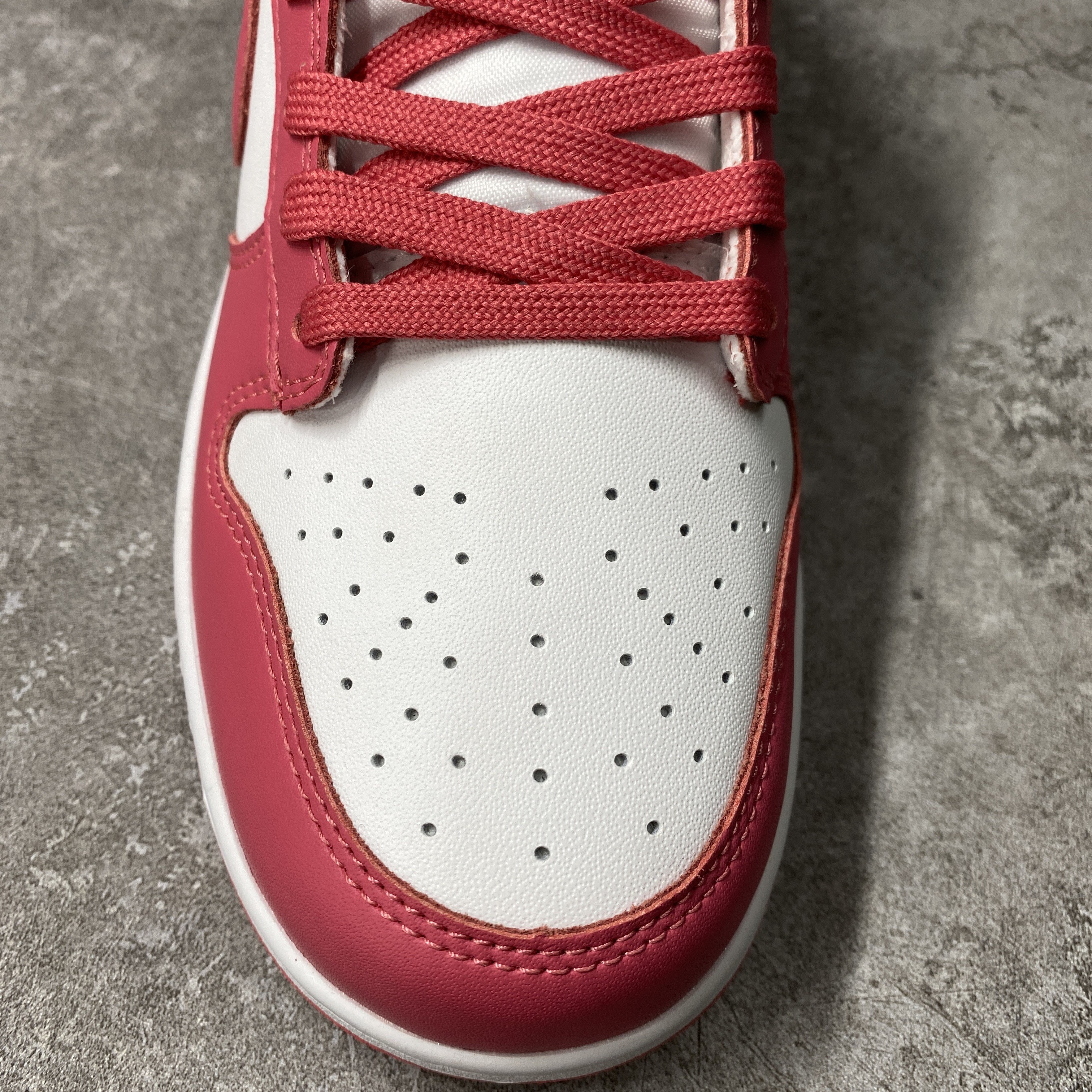 Nike Dunk Low Archeo Pink