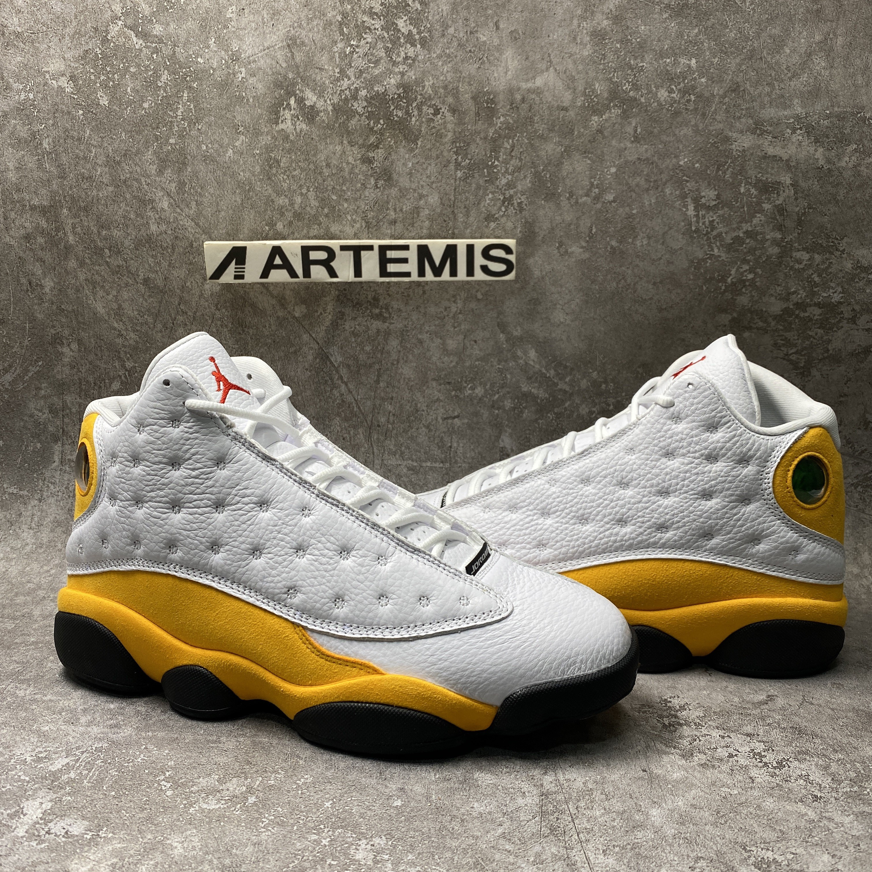 Air Jordan 13 Del Sol
