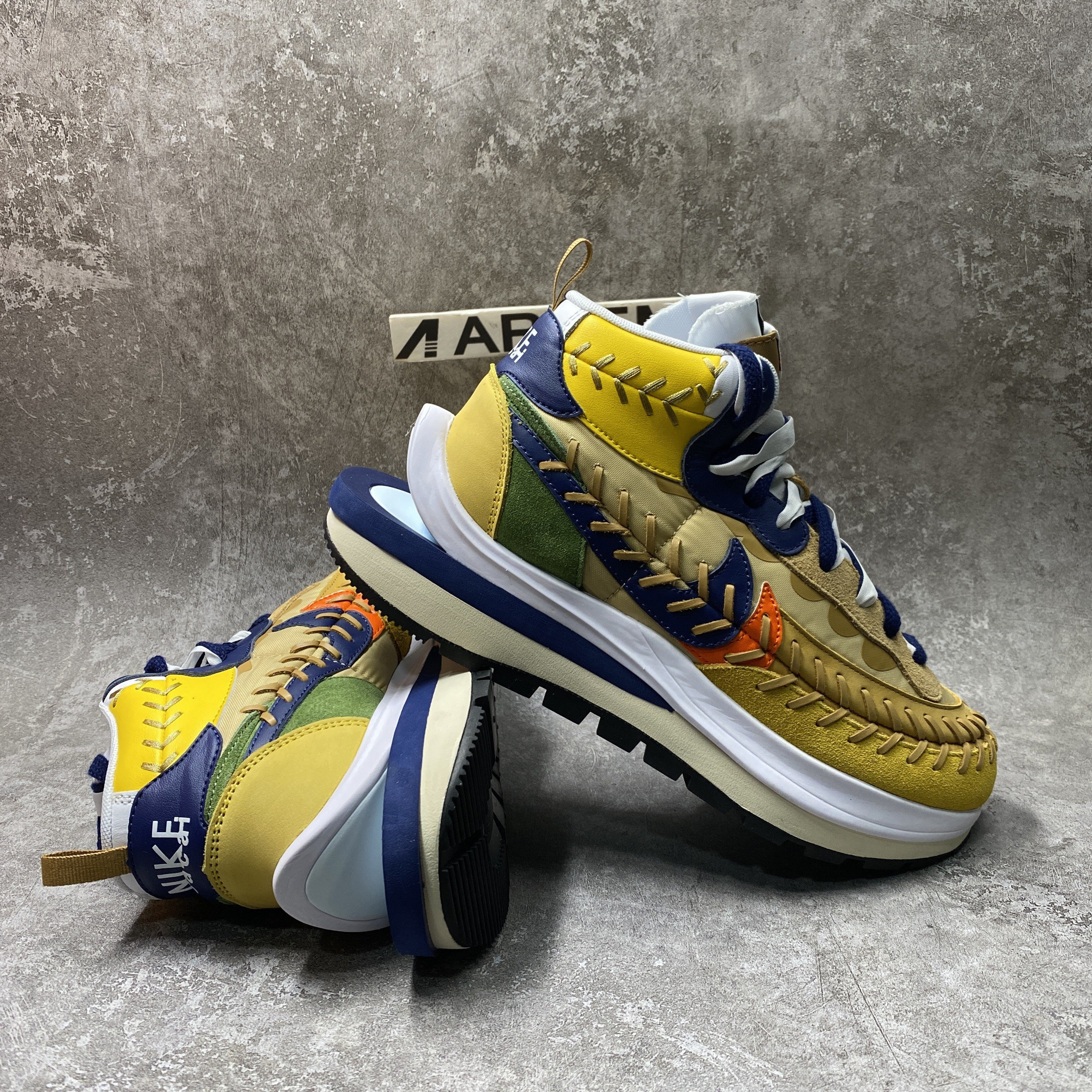 Nike Vaporwaffle sacai Jean Paul Gaultier Sesame Blue
