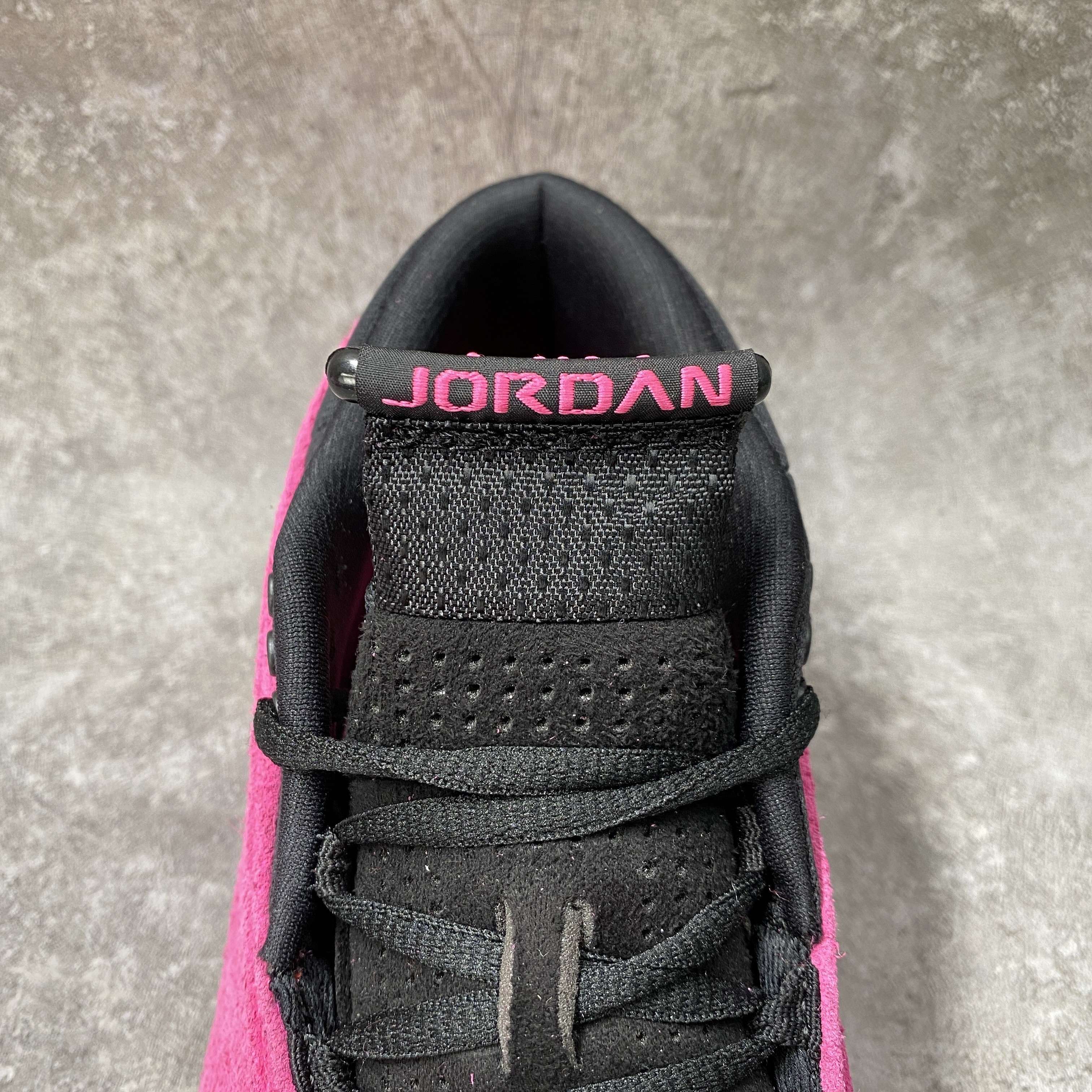 Air Jordan 14 Retro Low Shocking Pink