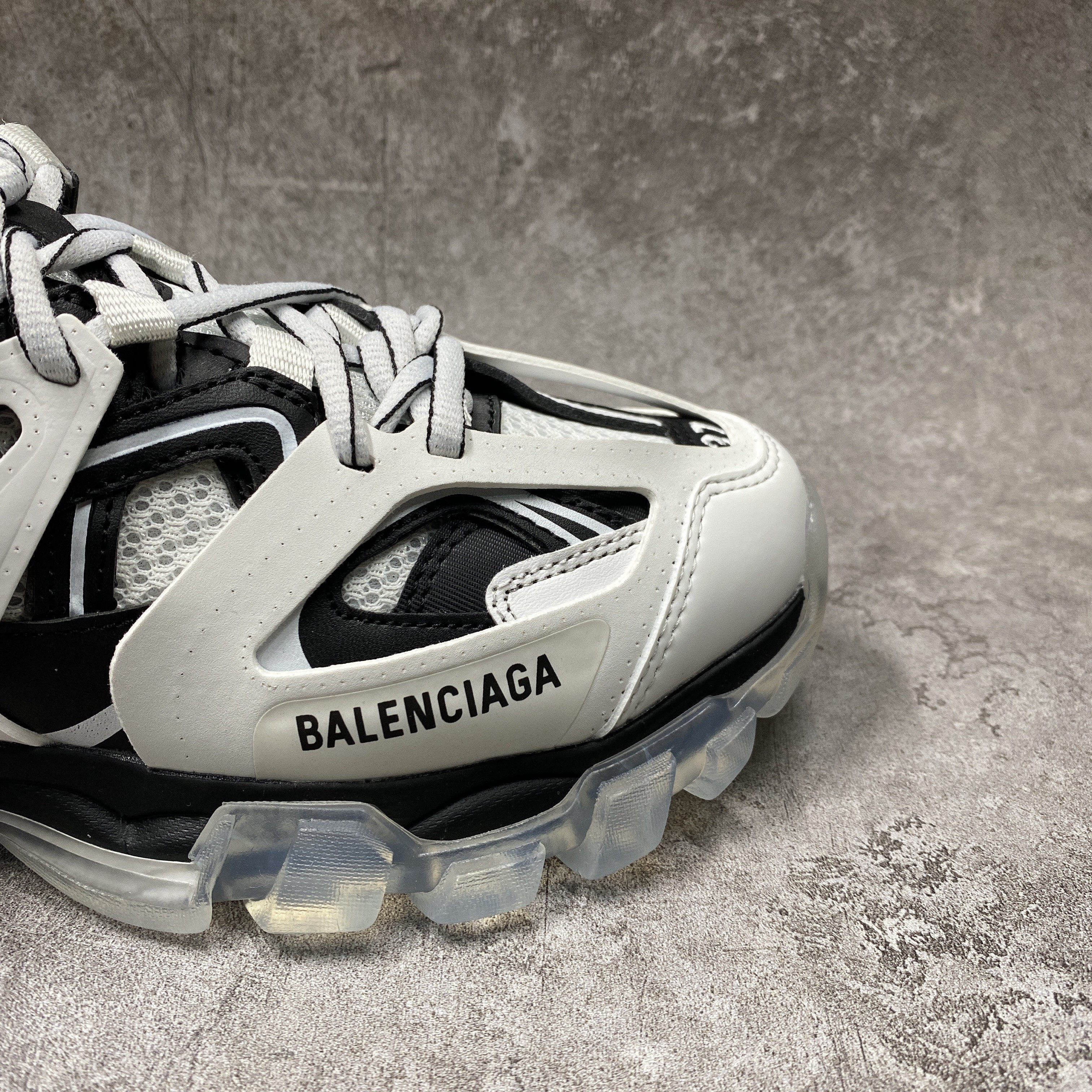 Balenciga Track Sneaker Clear Sole White Black