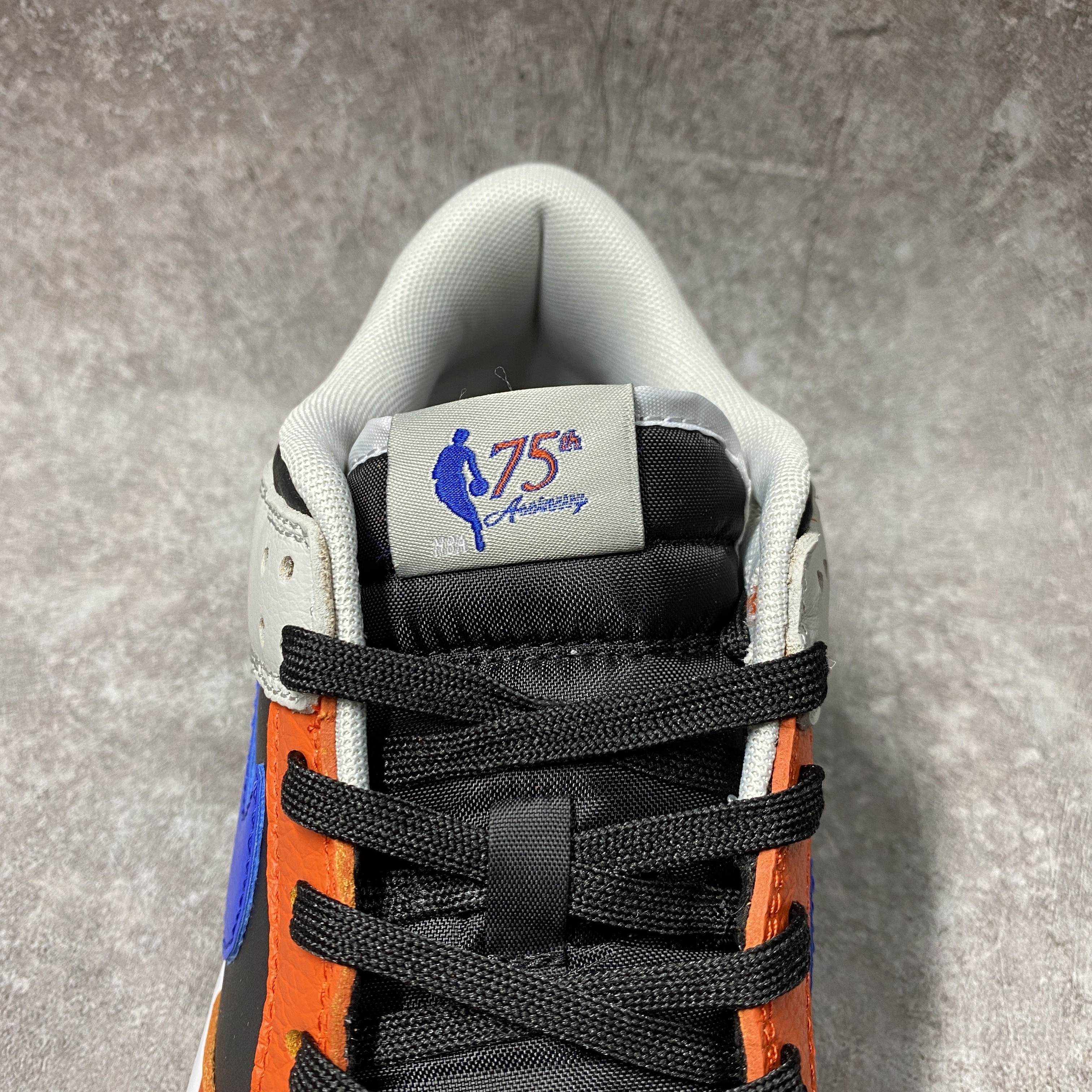 Nike Dunk Low EMB NBA 75th Anniversary Knicks