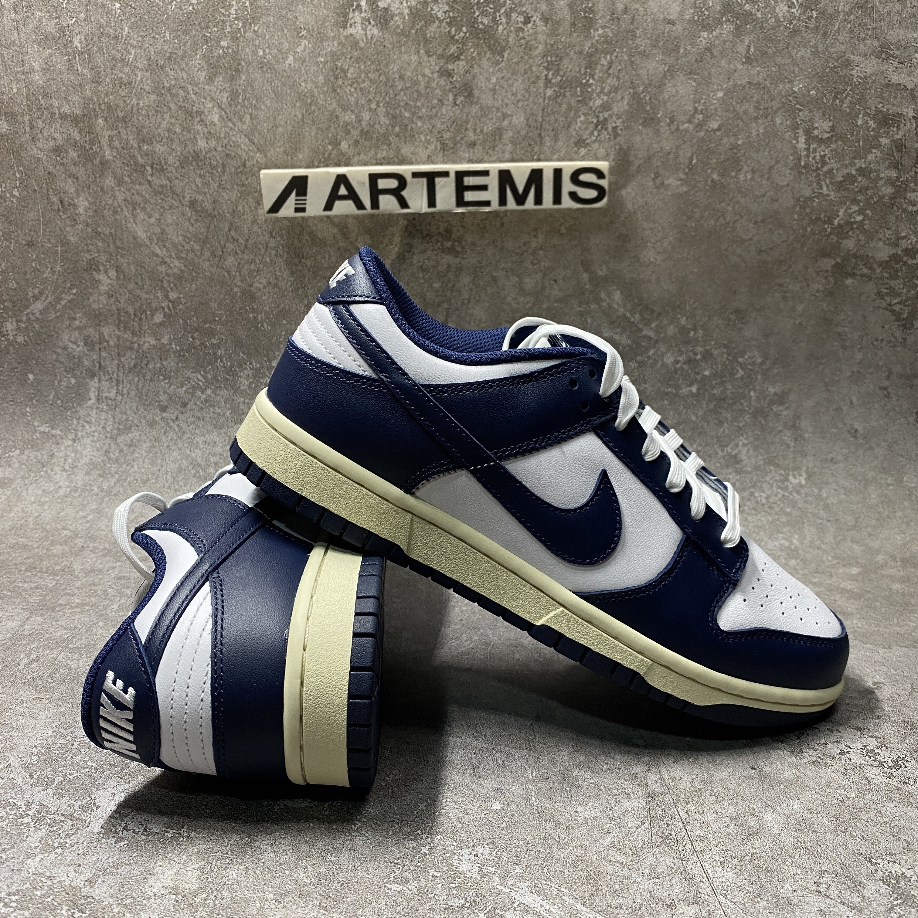 Nike Dunk Low Vintage Navy