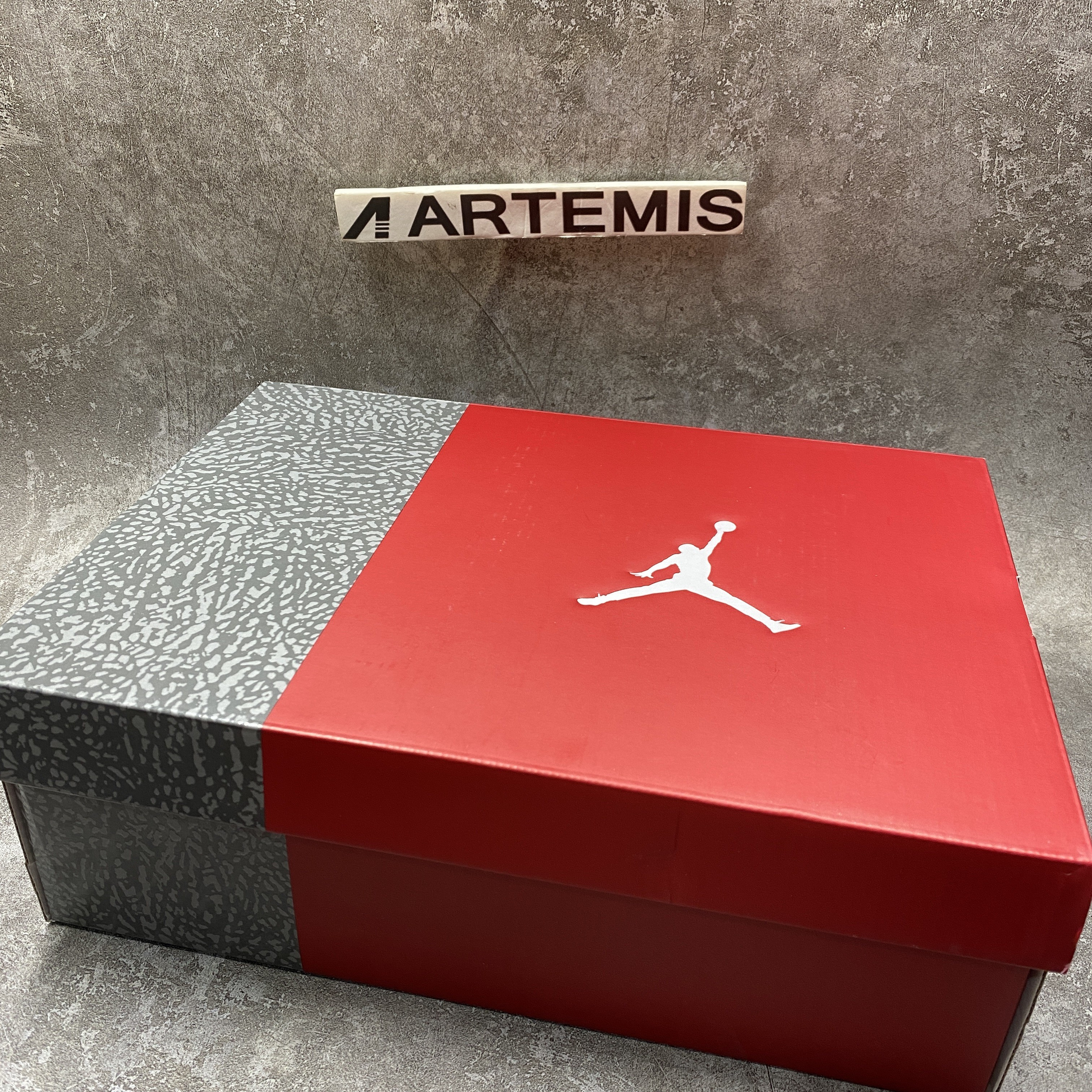 Air Jordan 3 Retro Cardinal Red