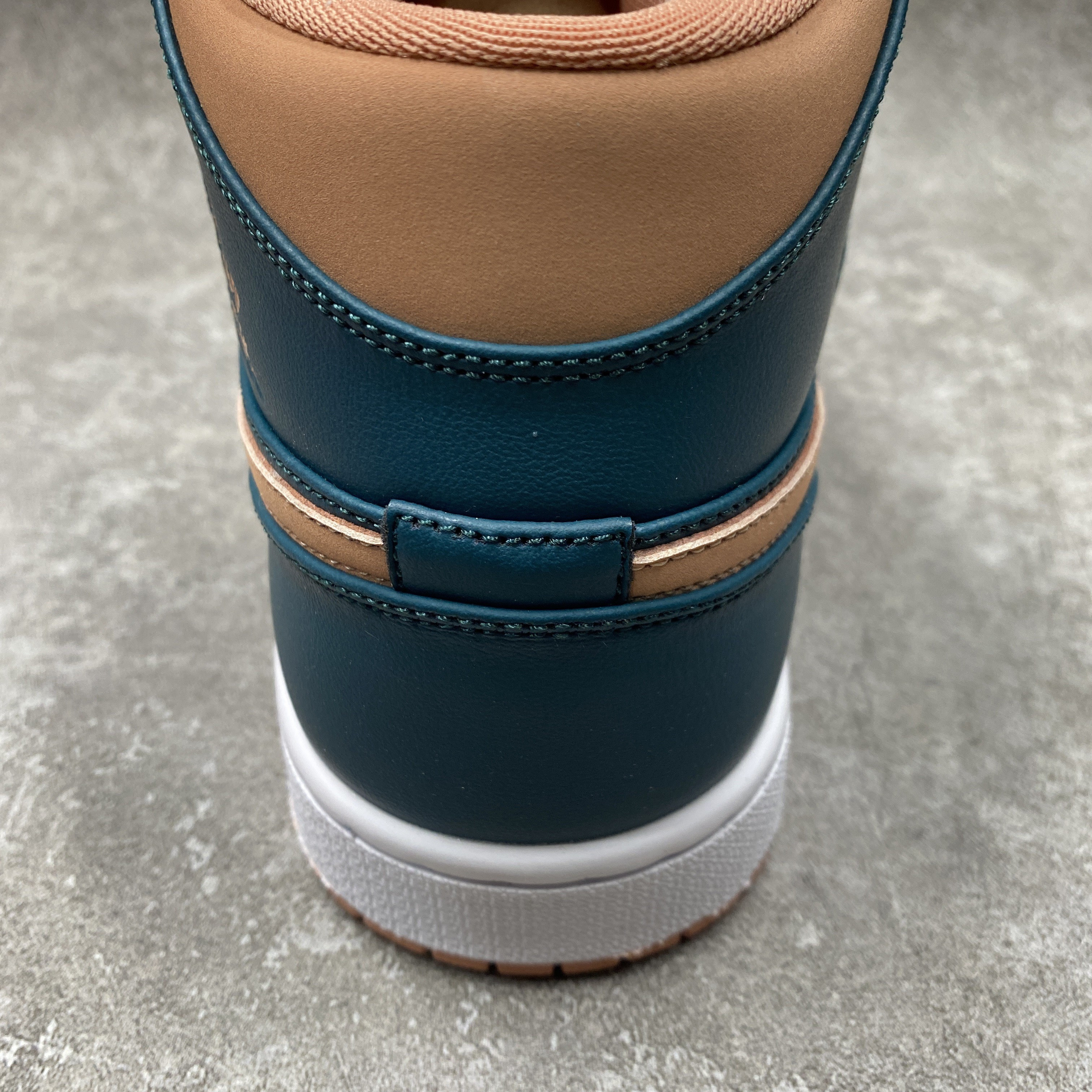 Air Jordan 1 Mid Dark Teal Green