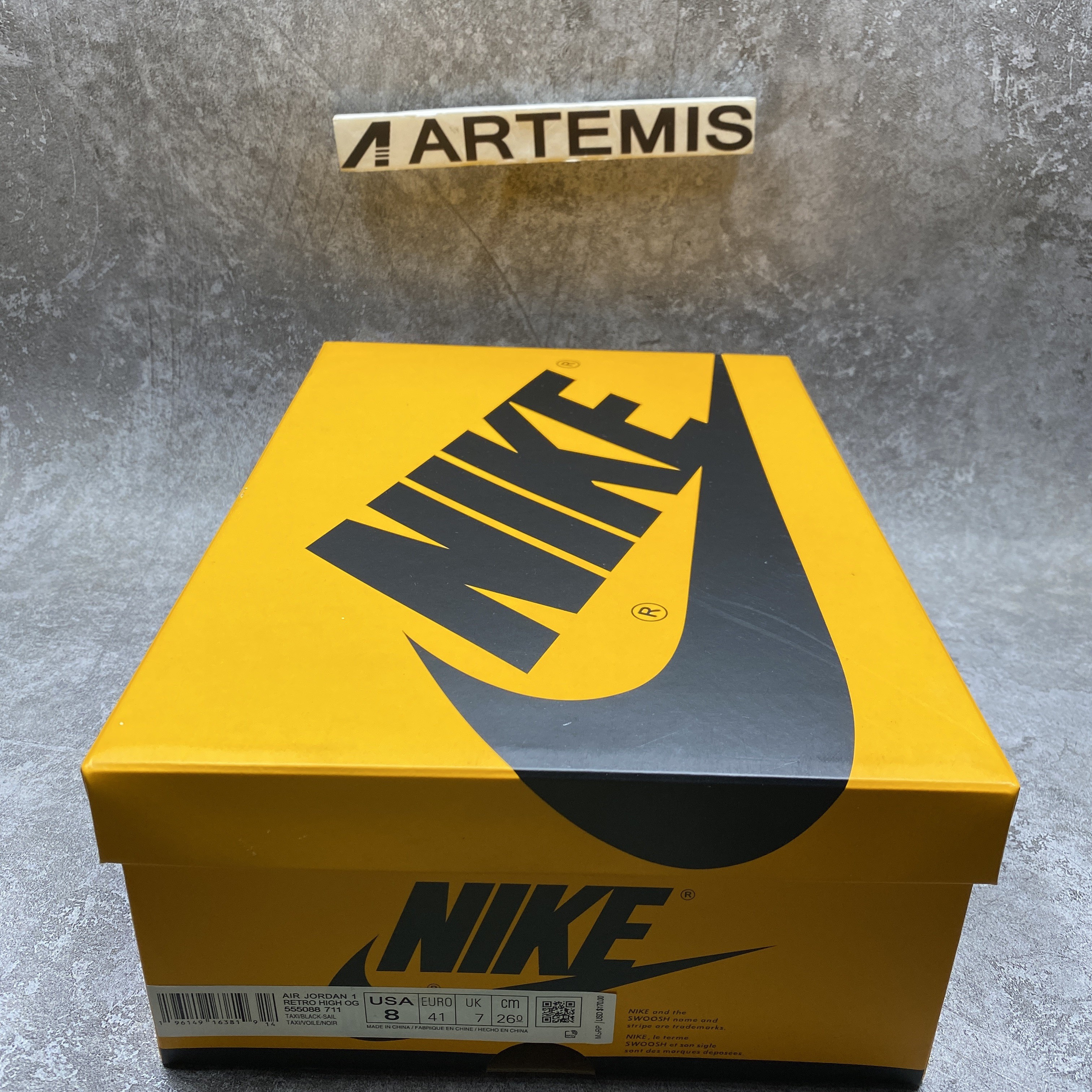 Air Jordan 1 High OG Yellow Toe