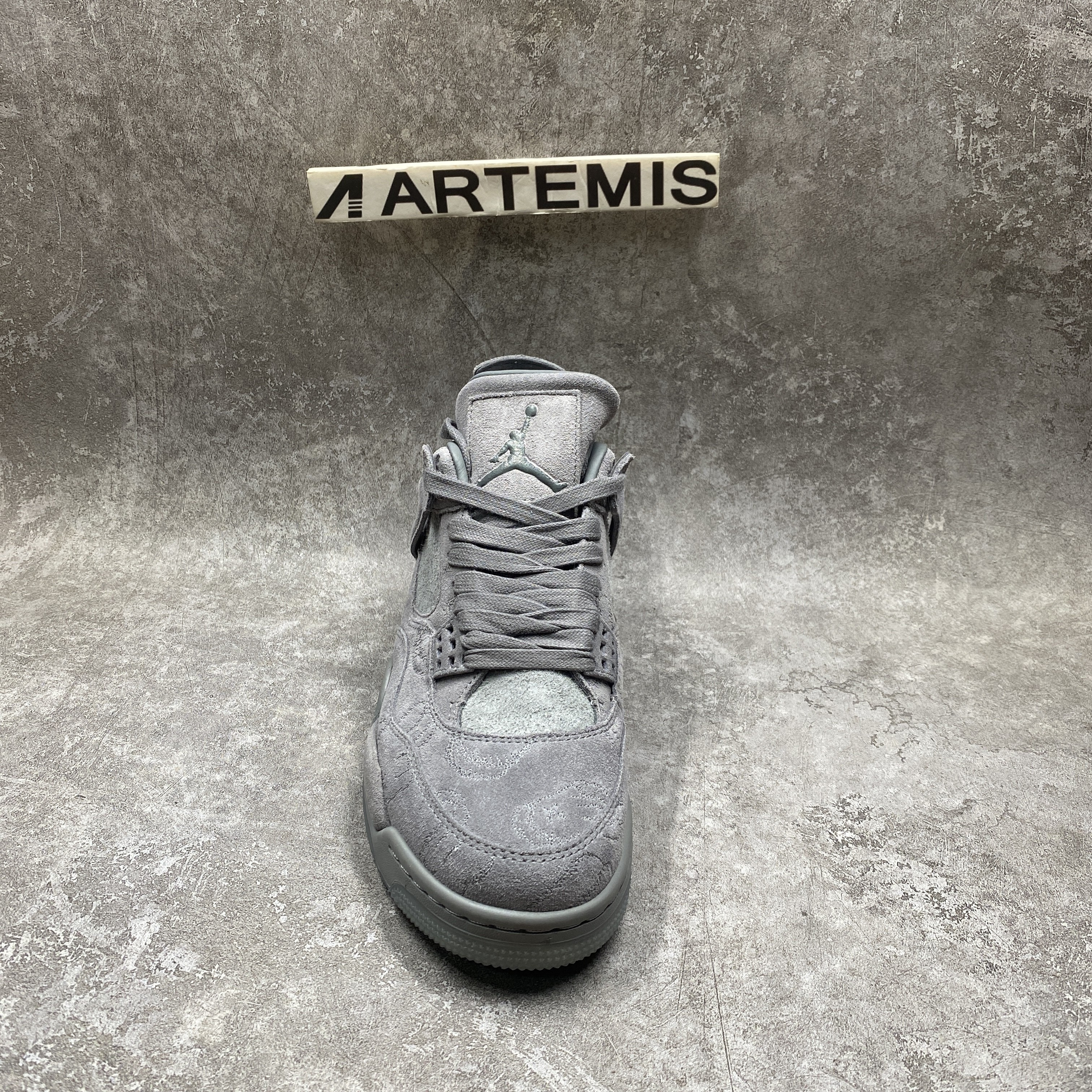 Air Jordan 4 Retro Kaws