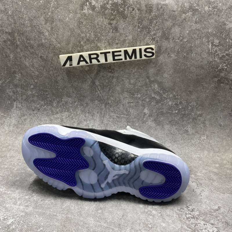 Air Jordan 11 Retro Concord (2018)