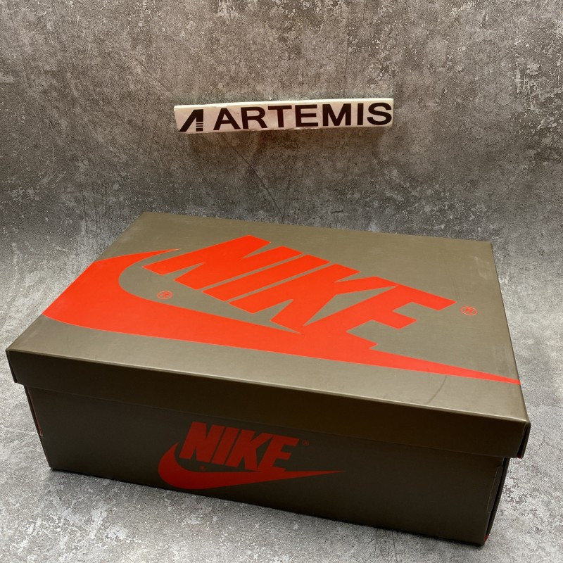 Air Jordan 1 Retro Low OG SP Travis Scott