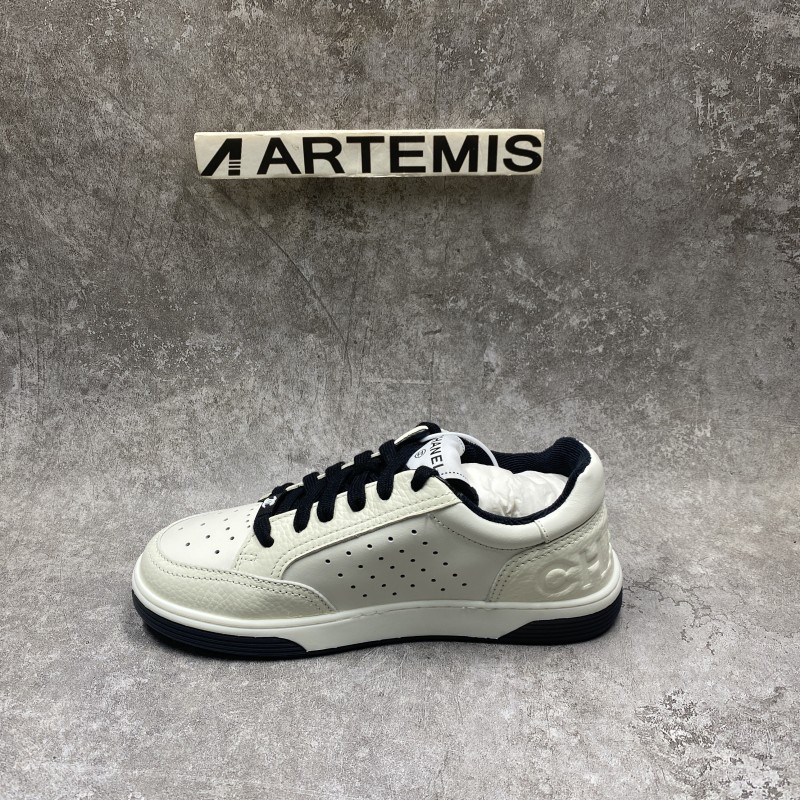 Ch*el 22p trainer white black