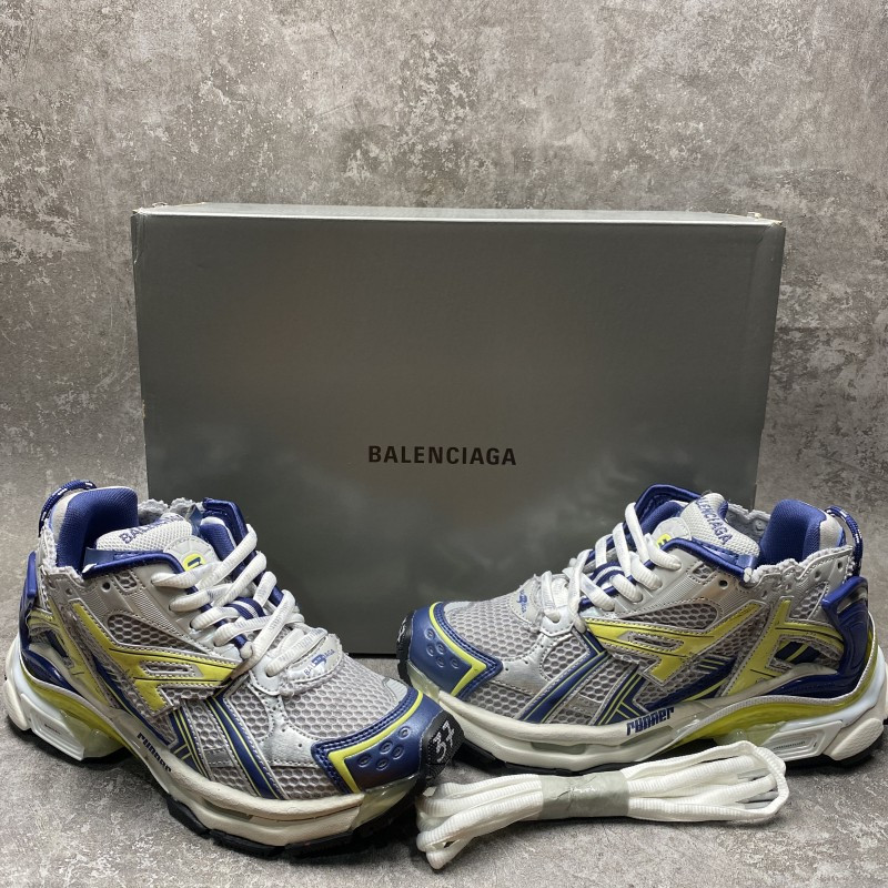 Ba*len*cia*ga panelled chunky-sole sneakers