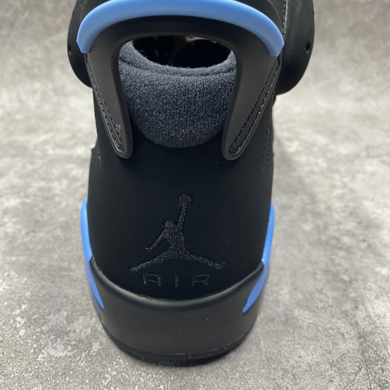 Air Jordan 6 Retro UNC
