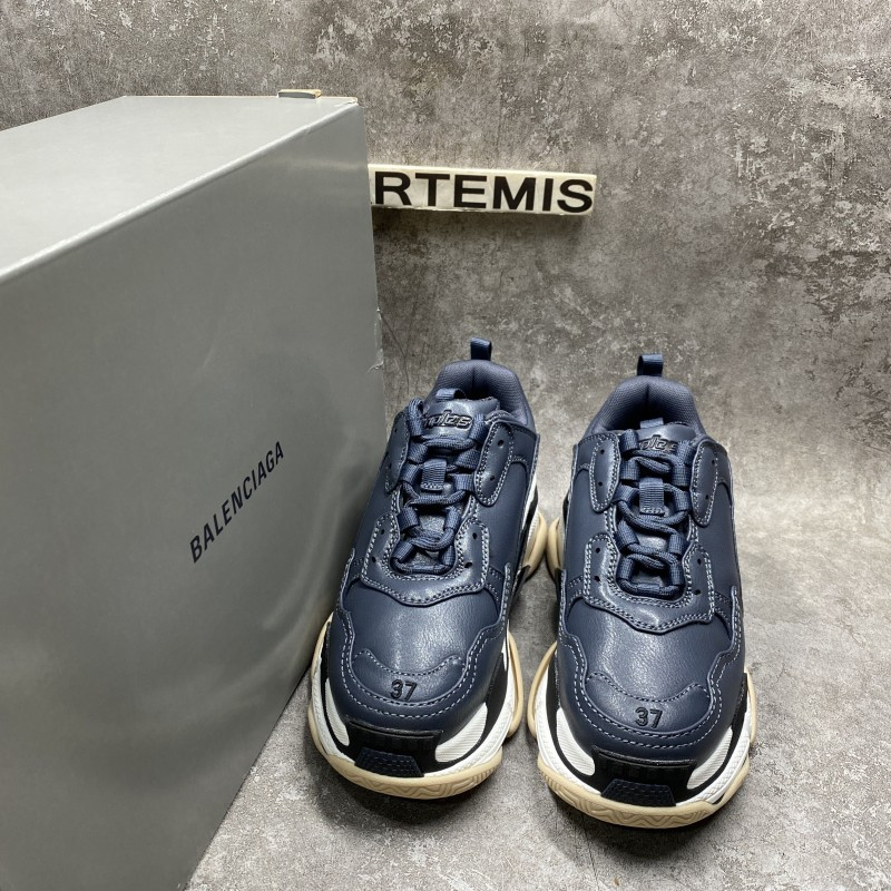 Balenciga Triple S Sneaker in Stone Blue