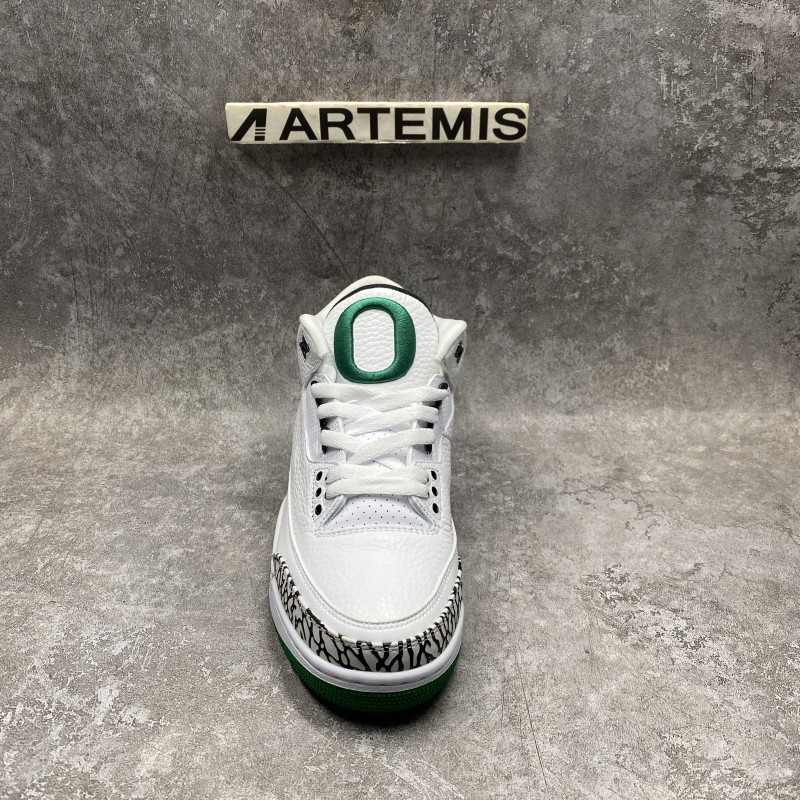 Air Jordan 3 Retro Oregon Ducks Pit Crew White
