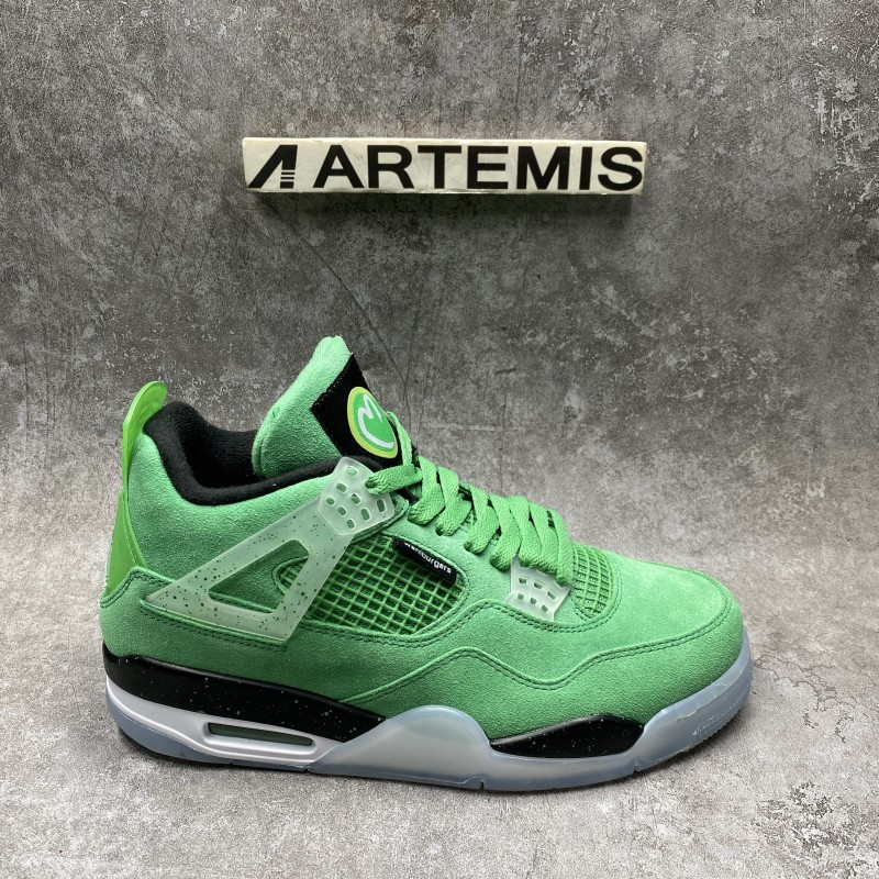 Air Jordan 4 Wahlburgers