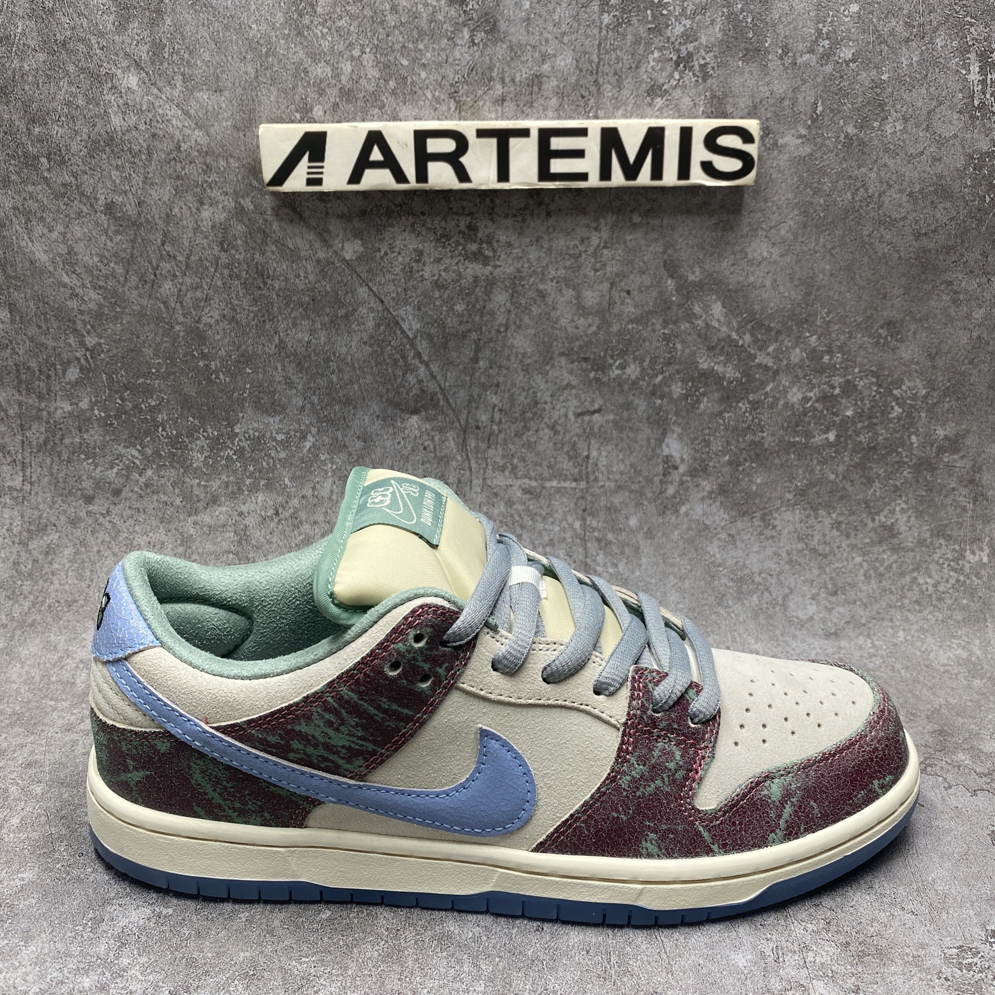 Nike SB Dunk Low Crenshaw Skate Club