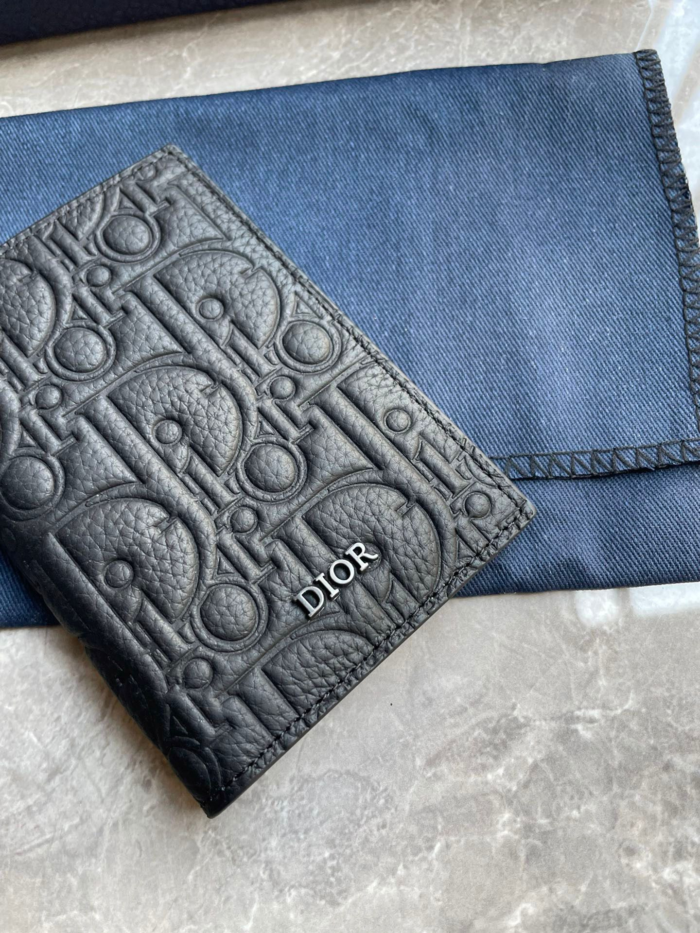 D*or card holder