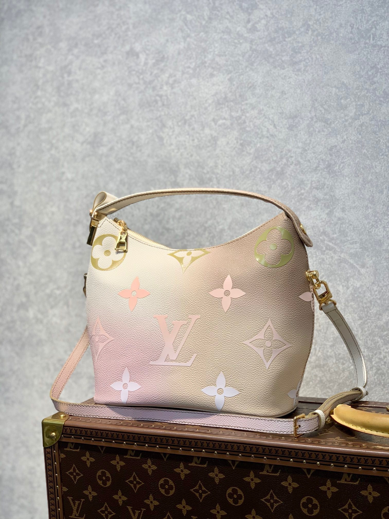 LV MARSHMALLOW M59861