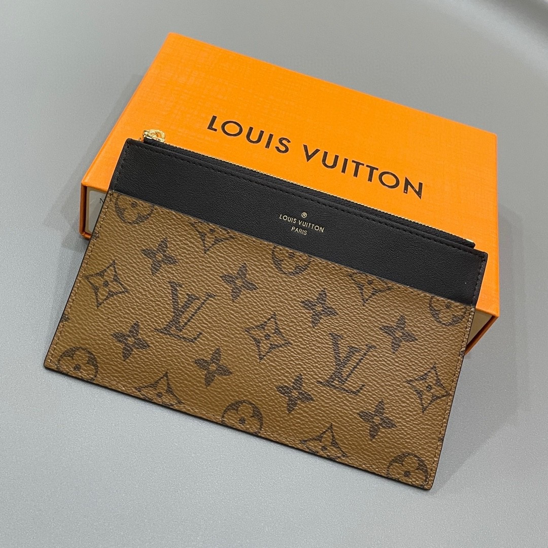 LV SLIM PURSE M80390