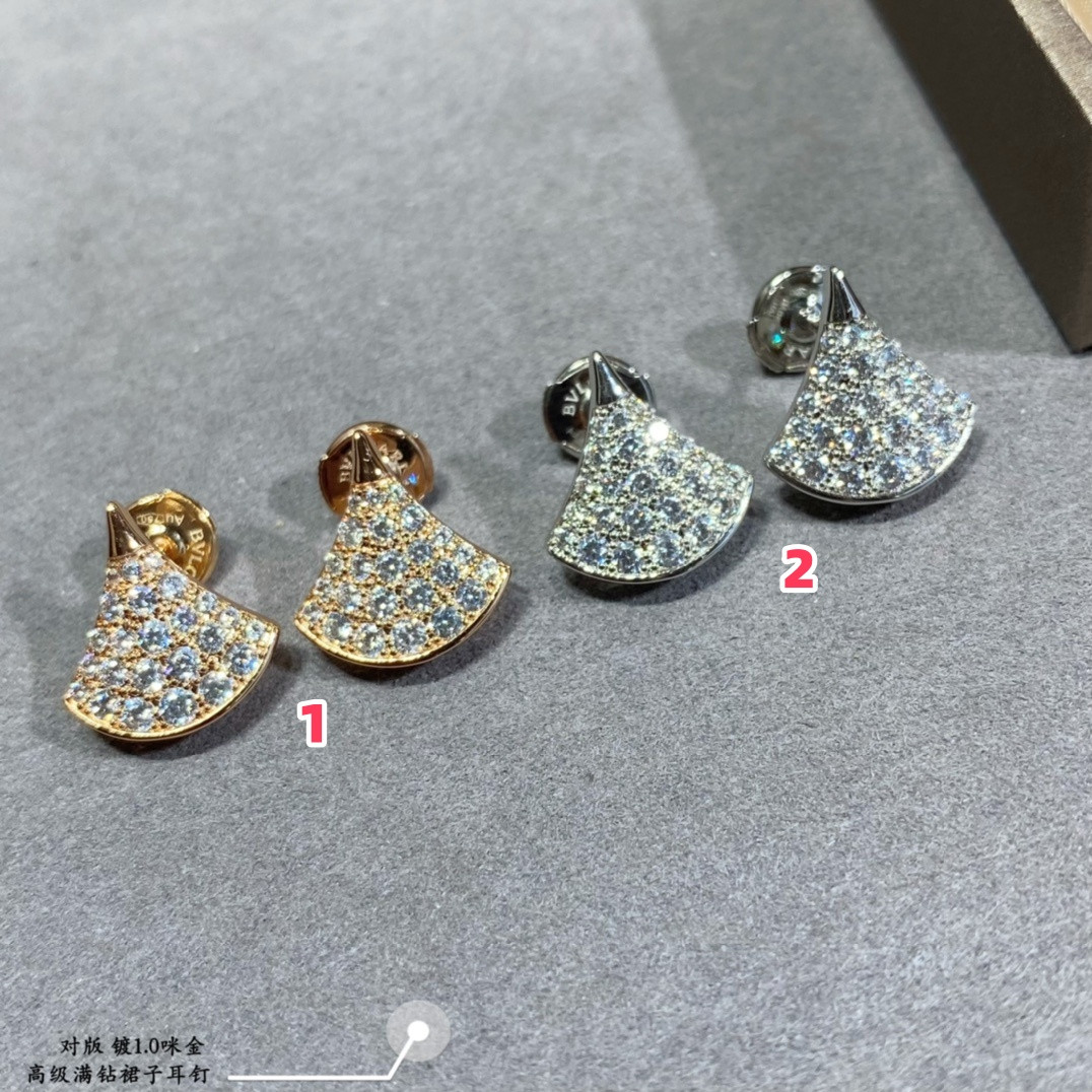 b*l*ai Di*m*nd fan-shaped skirt earrings