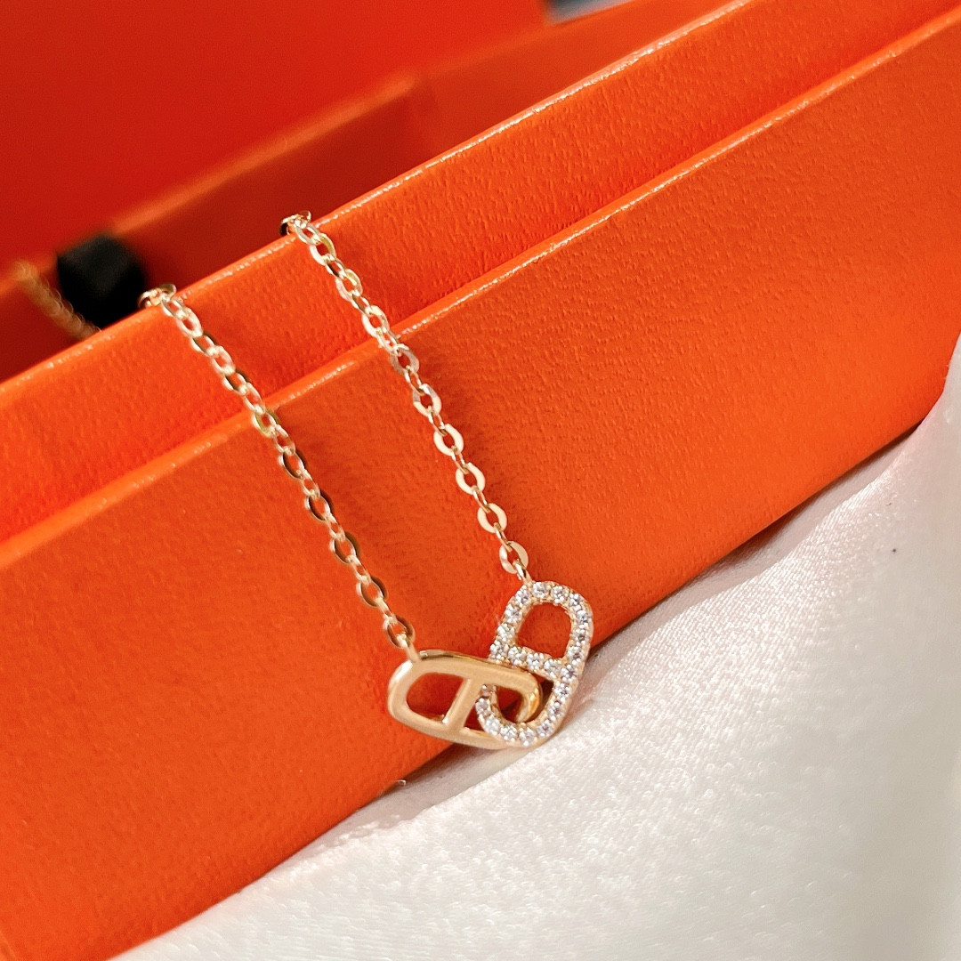 H**mes pig nose double-ring necklace