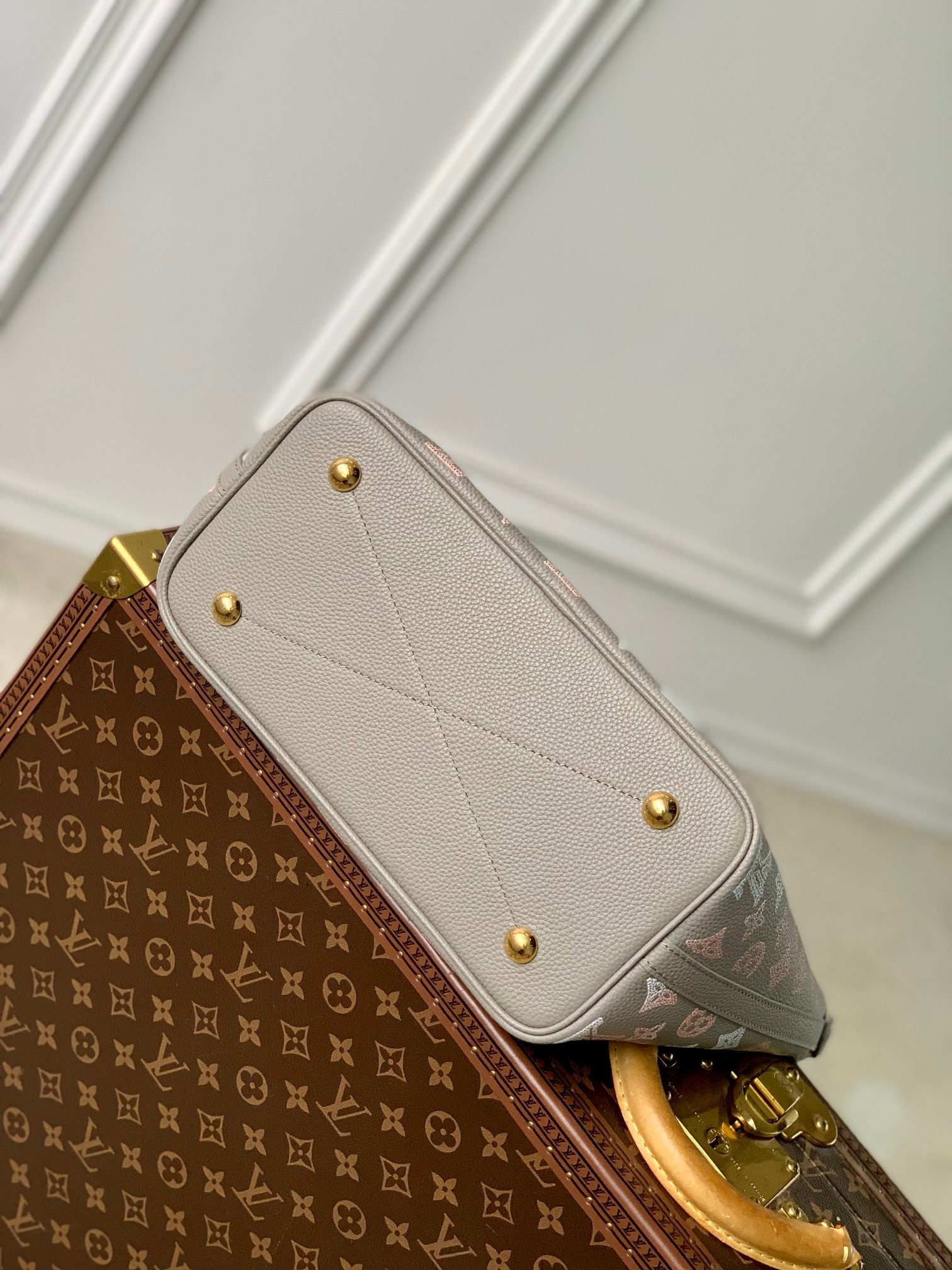 LV Blossom MM M23387