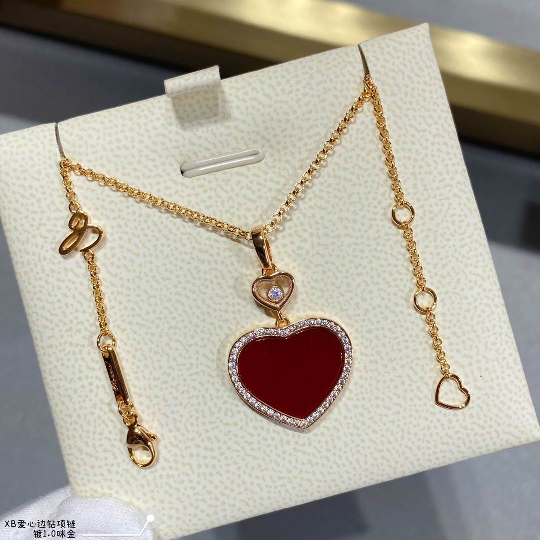 Ch0pard heart-shaped edge di*m*nd mother-of-pearl necklace