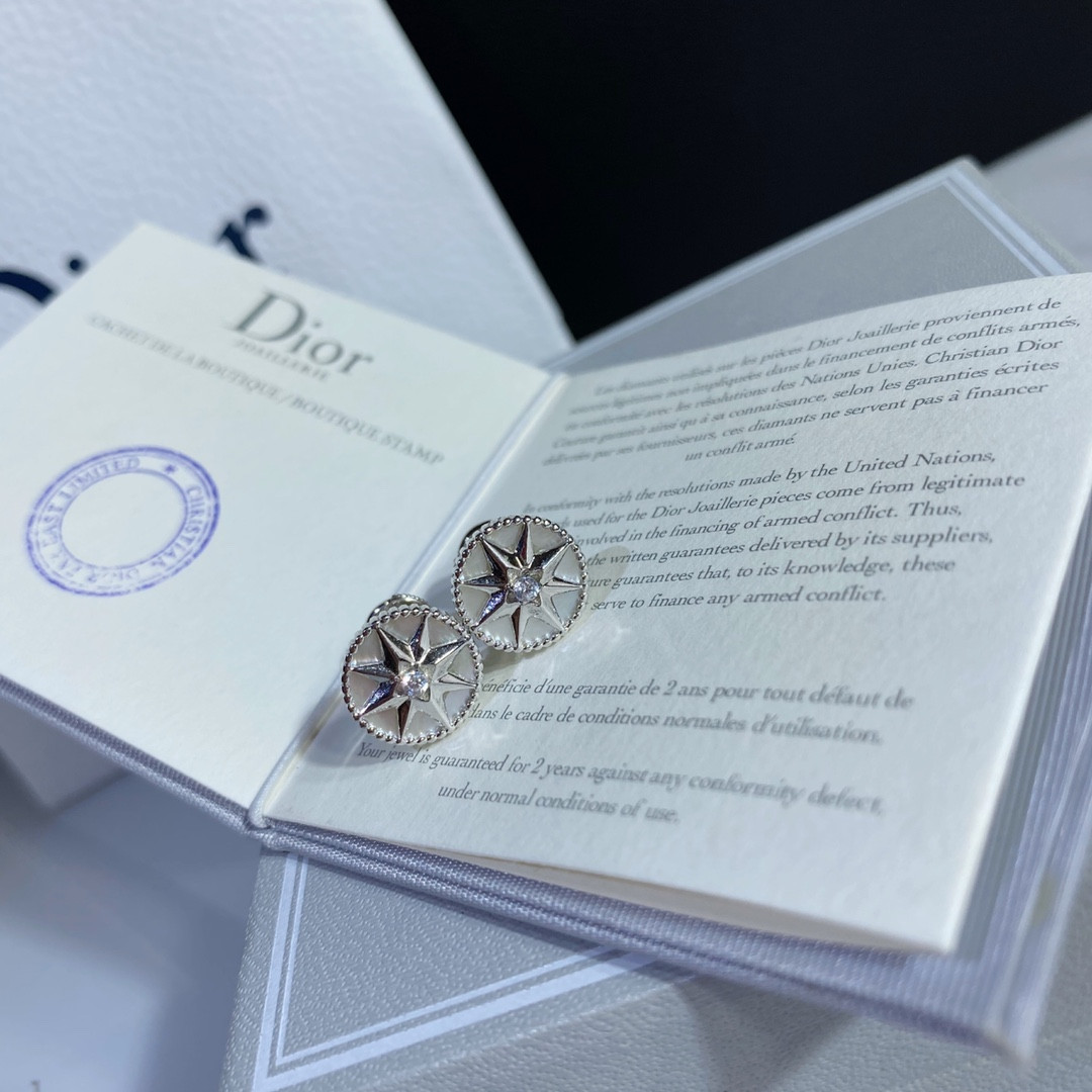 D*or compass stud earrings