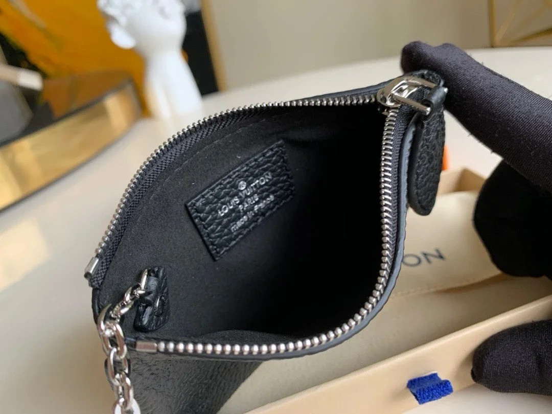 KEY POUCH M69532