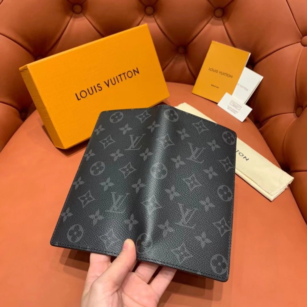 LV Christmas BRAZZA WALLET M61697