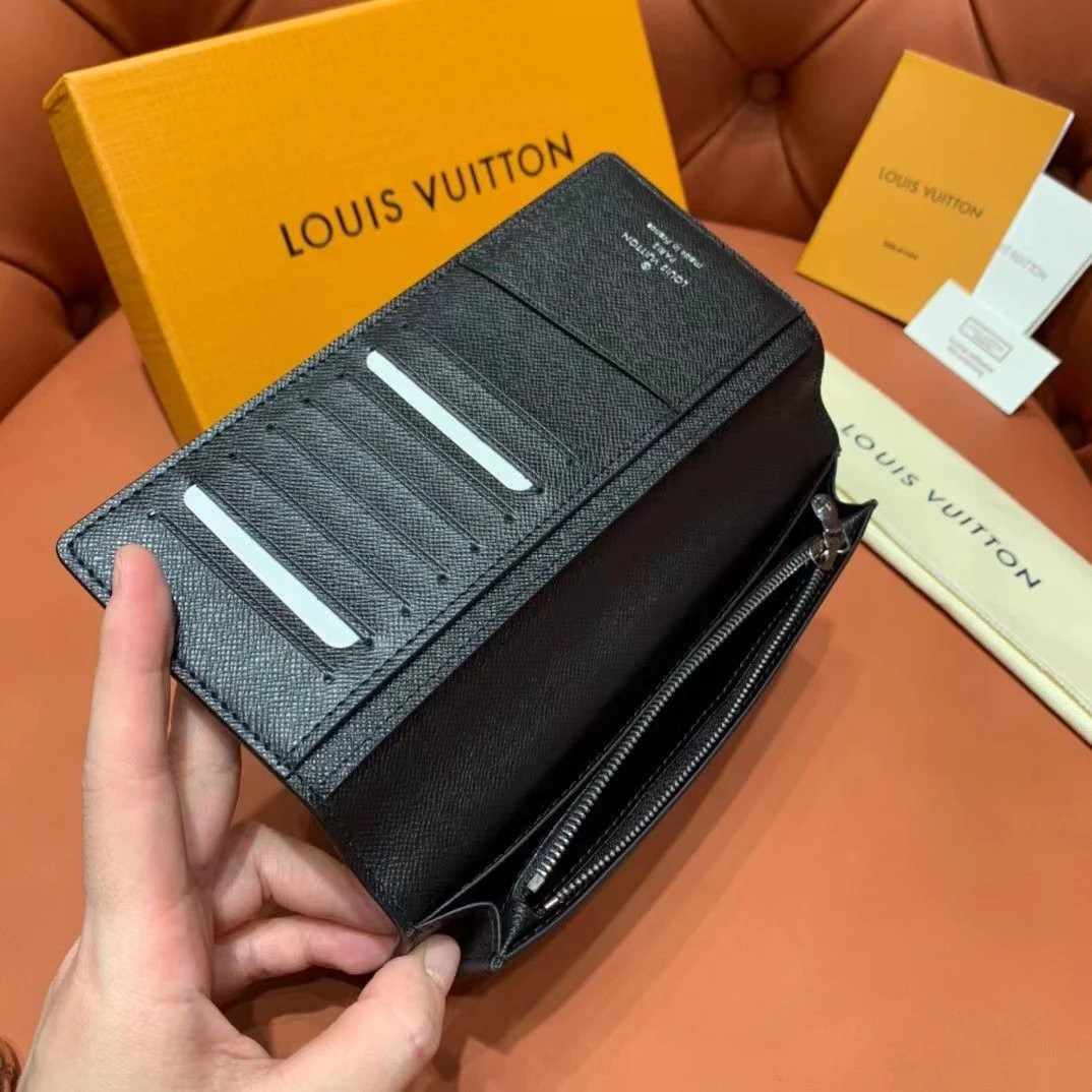 LV Christmas BRAZZA WALLET M61697